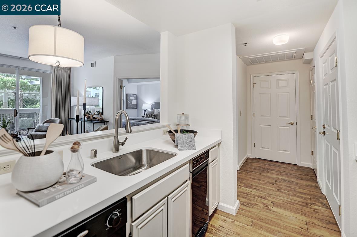 1860 Tice Creek Dr UNIT 1119, Walnut Creek, CA, 94595