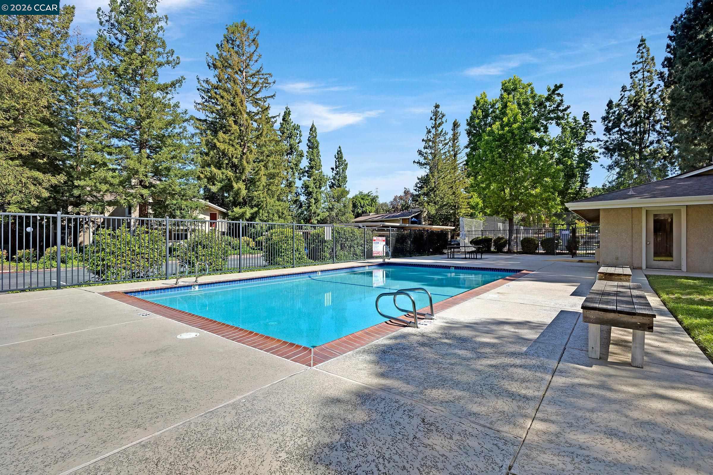 Photo #26: 41132560 Listing: Photo #26