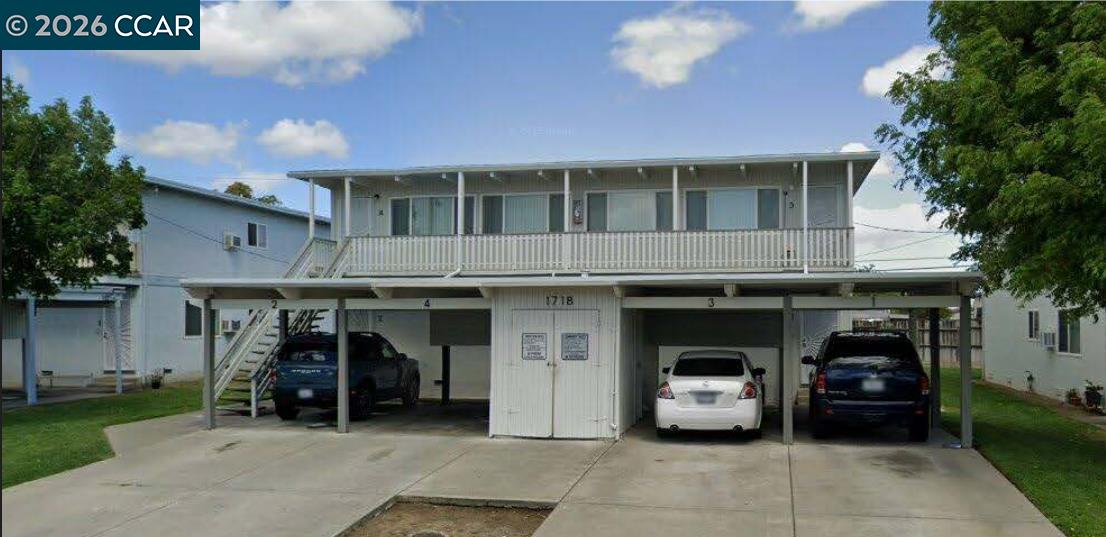 Front Image Thumbnail for CC41132567