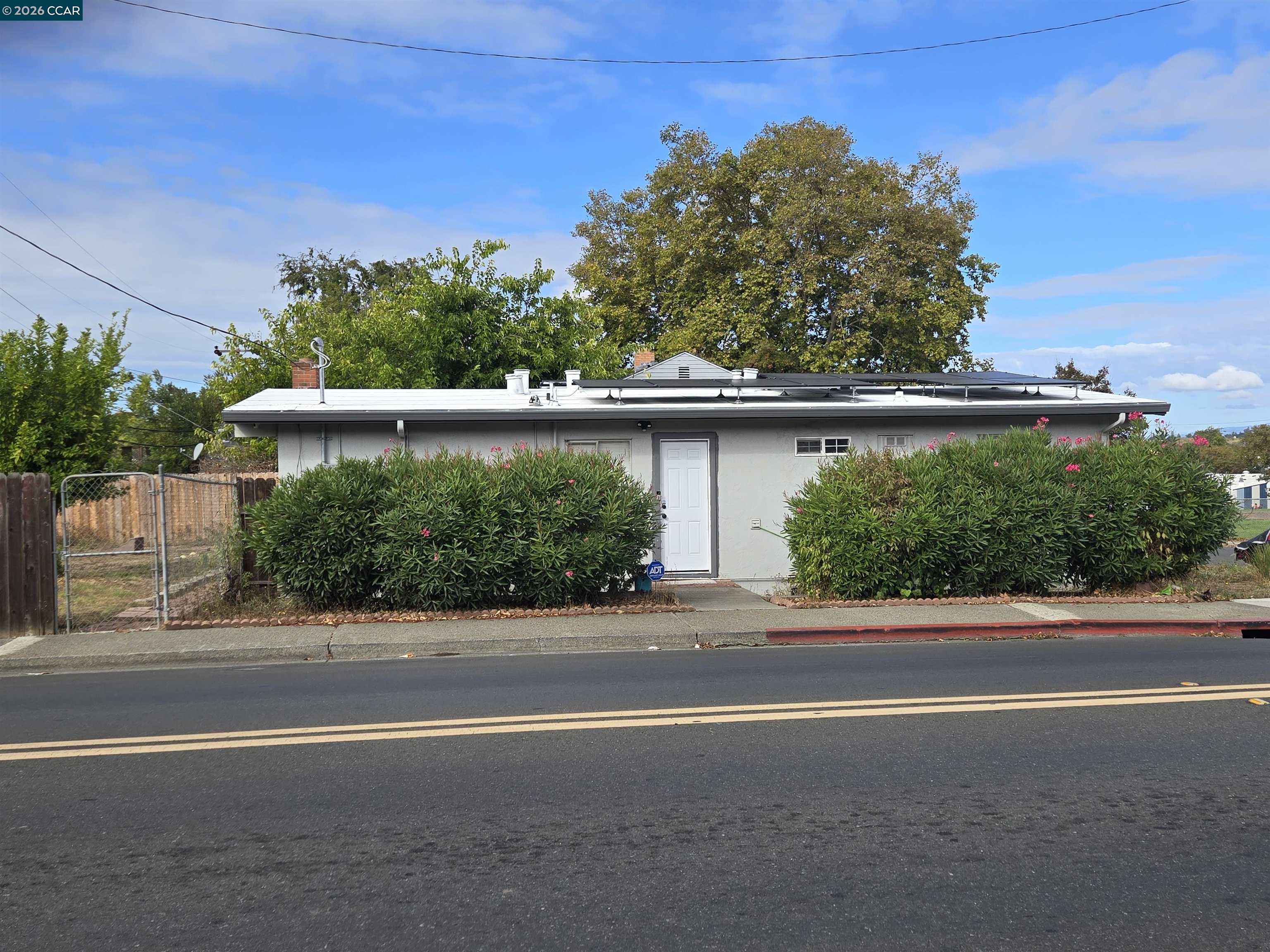 Front Image Thumbnail for CC41132585