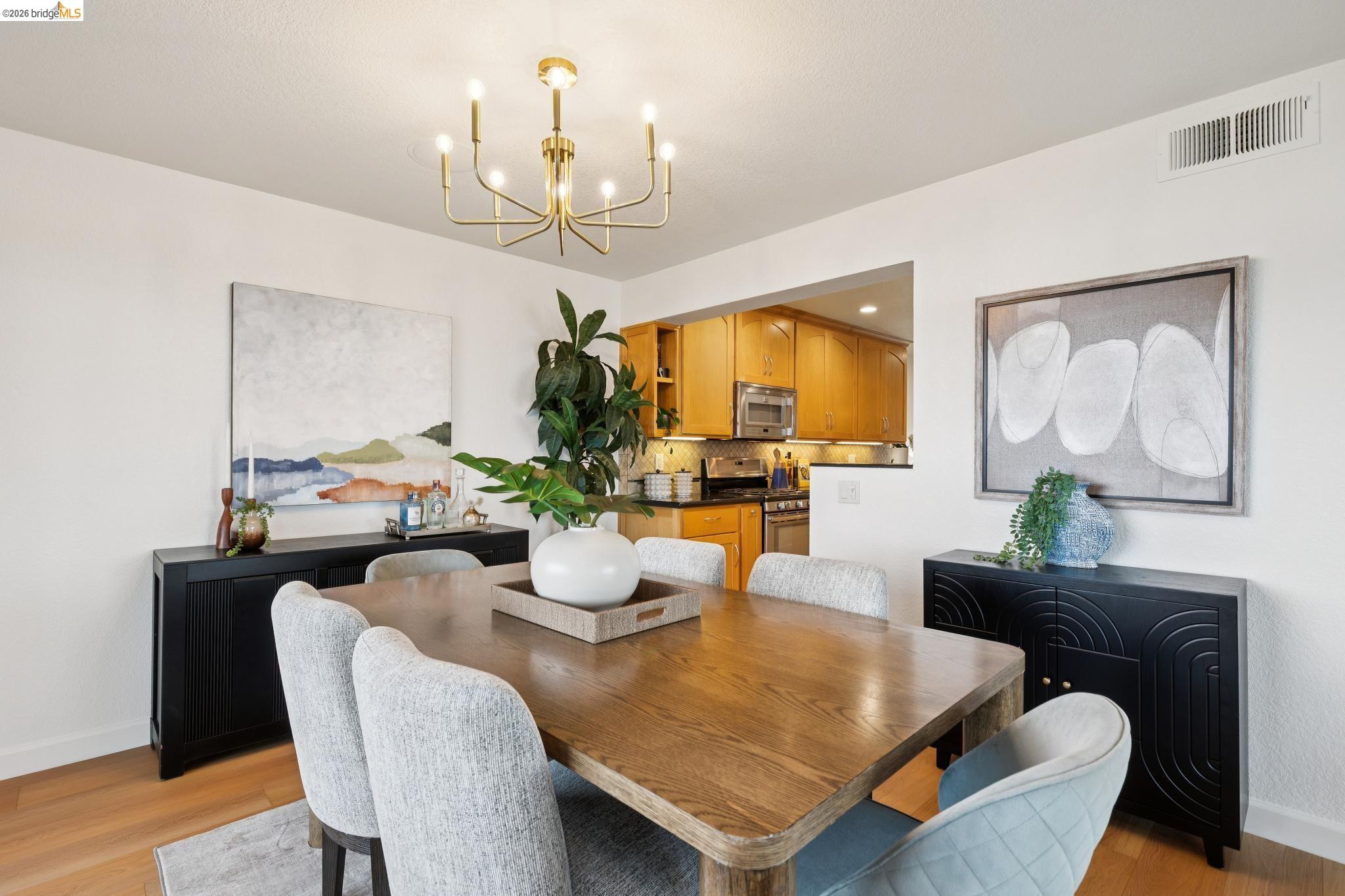 Photo #15: 41132586 Listing: Photo #15