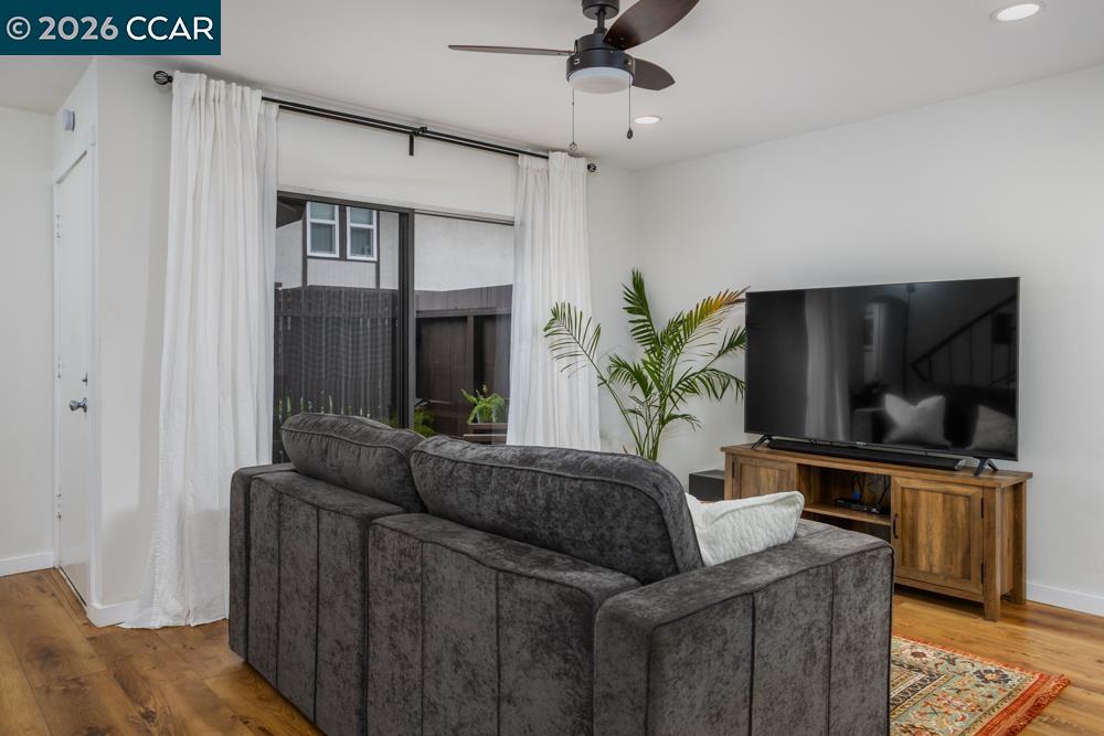 Photo #5: 41132591 Listing: Photo #5