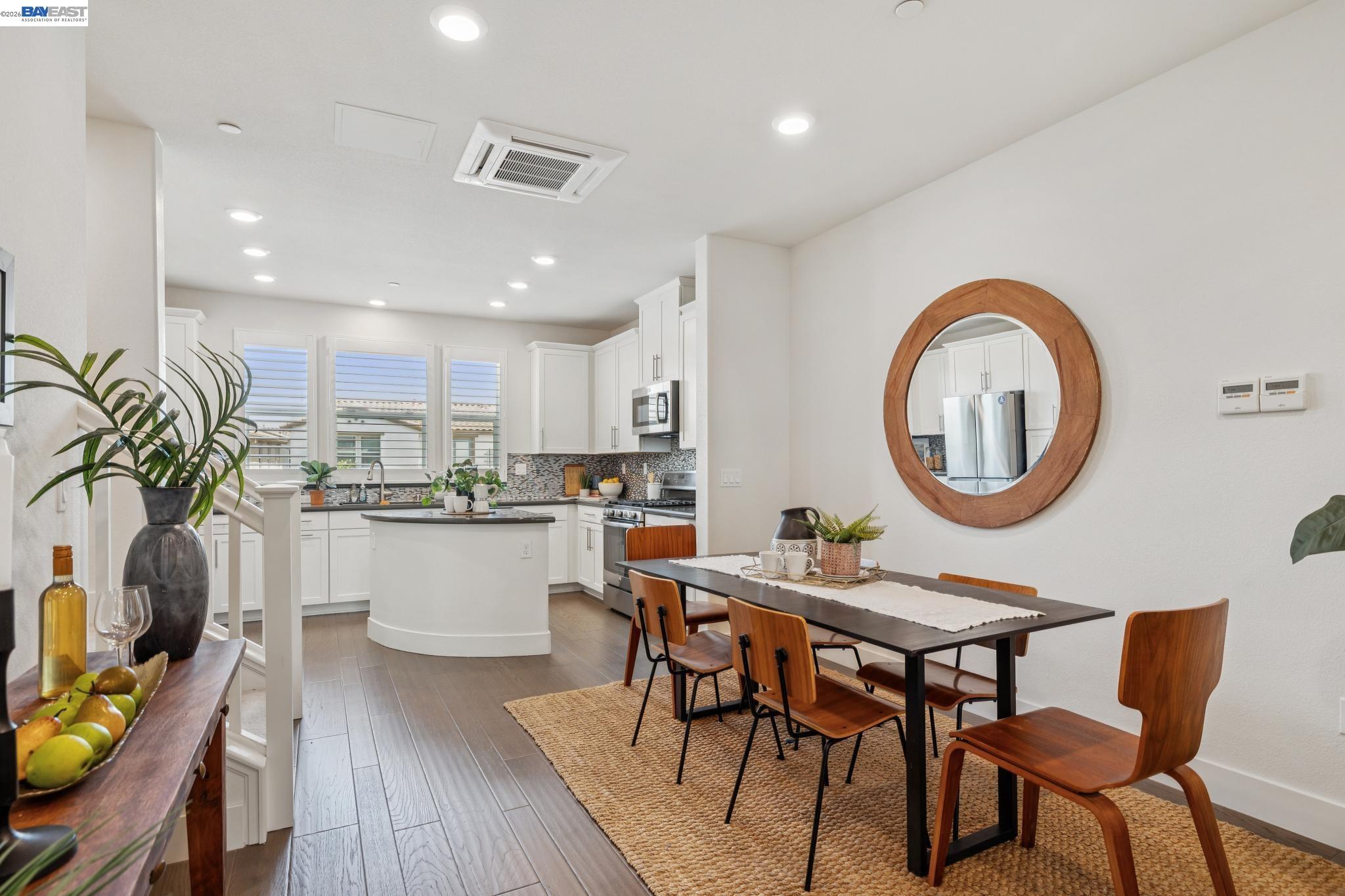 Photo #7: 41132598 Listing: Photo #7