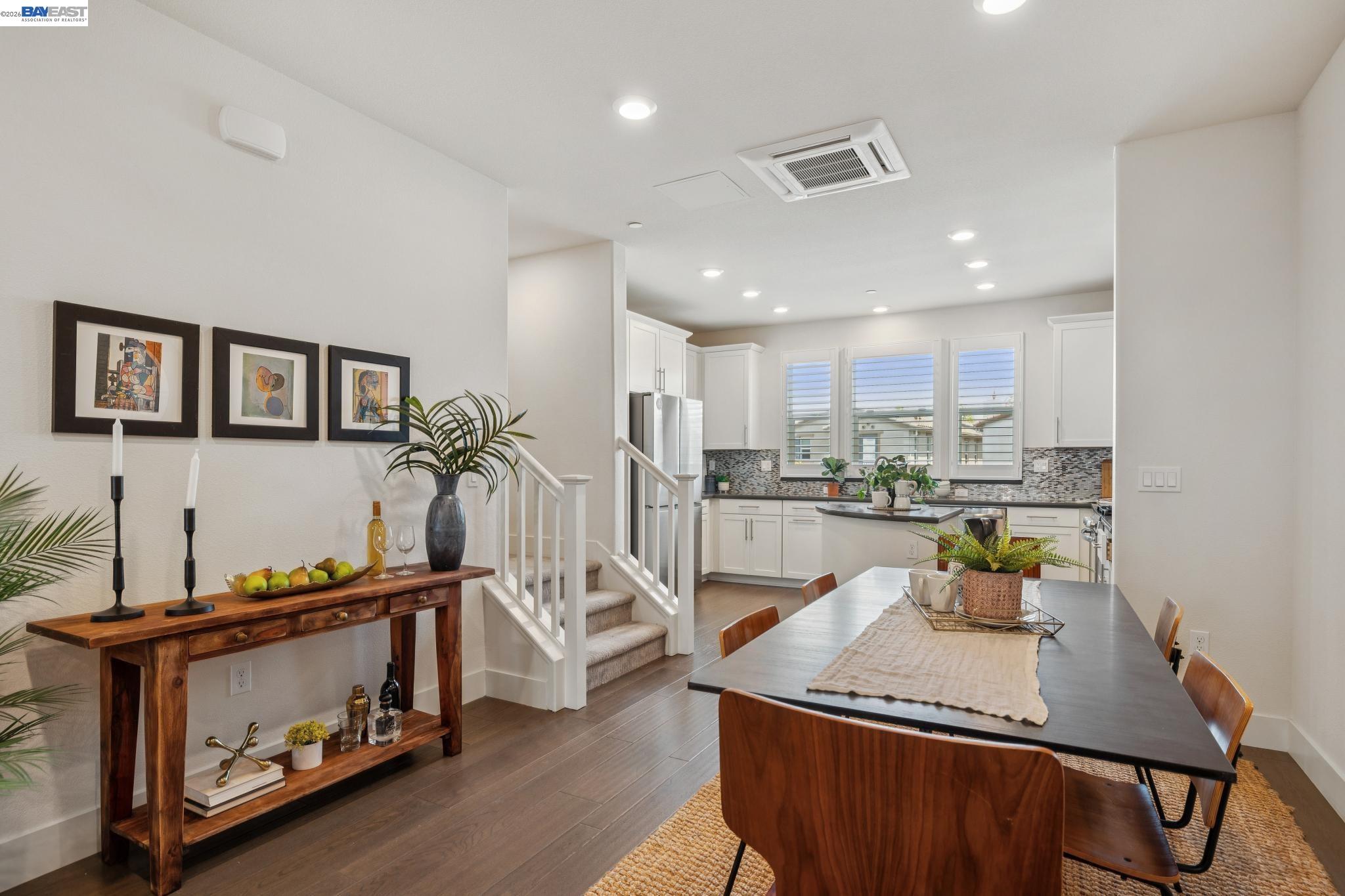 Photo #8: 41132598 Listing: Photo #8