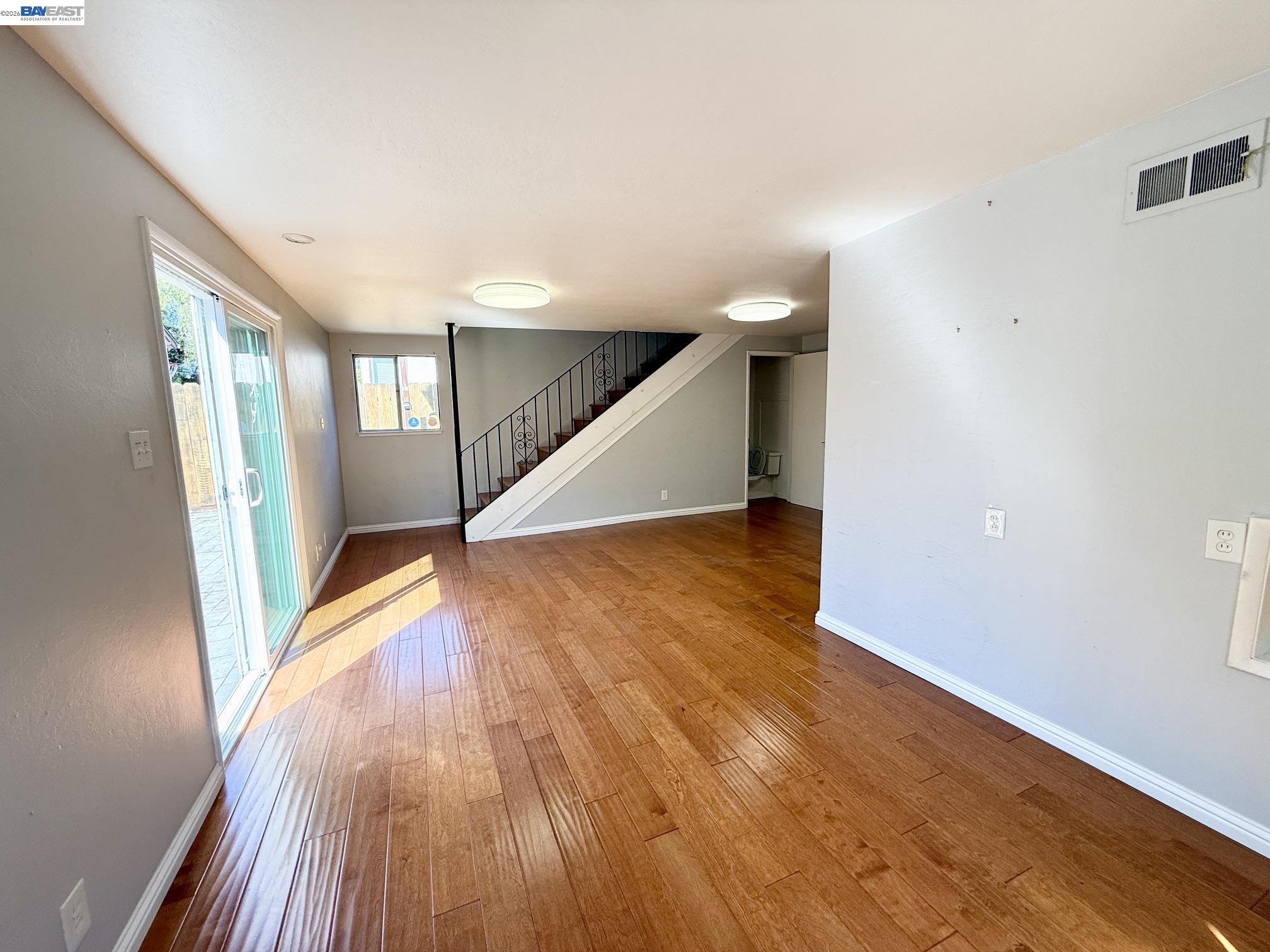 1033 Fountain St, Alameda CA 94501 — photo 14