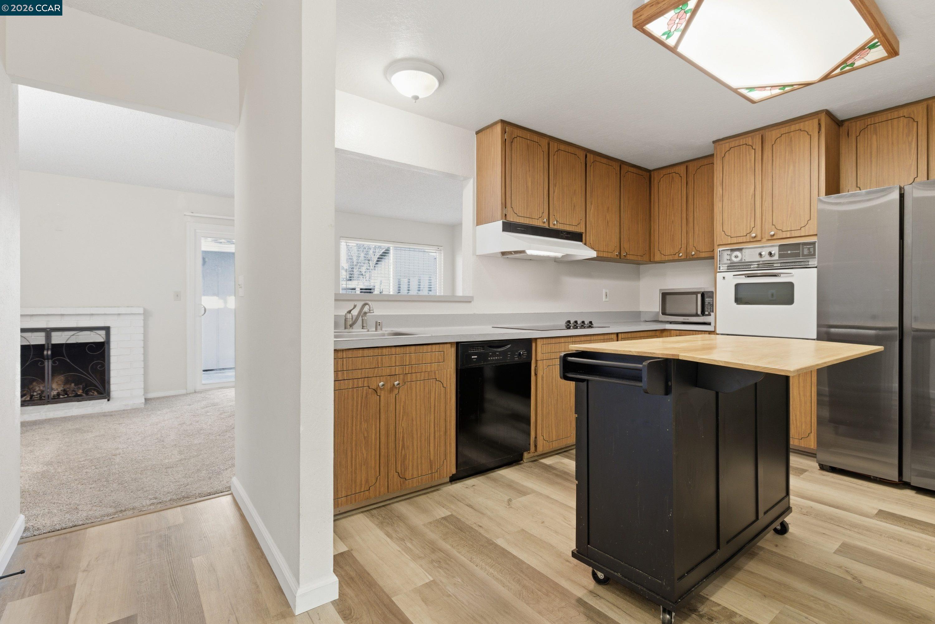 Photo #15: 41132609 Listing: Photo #15