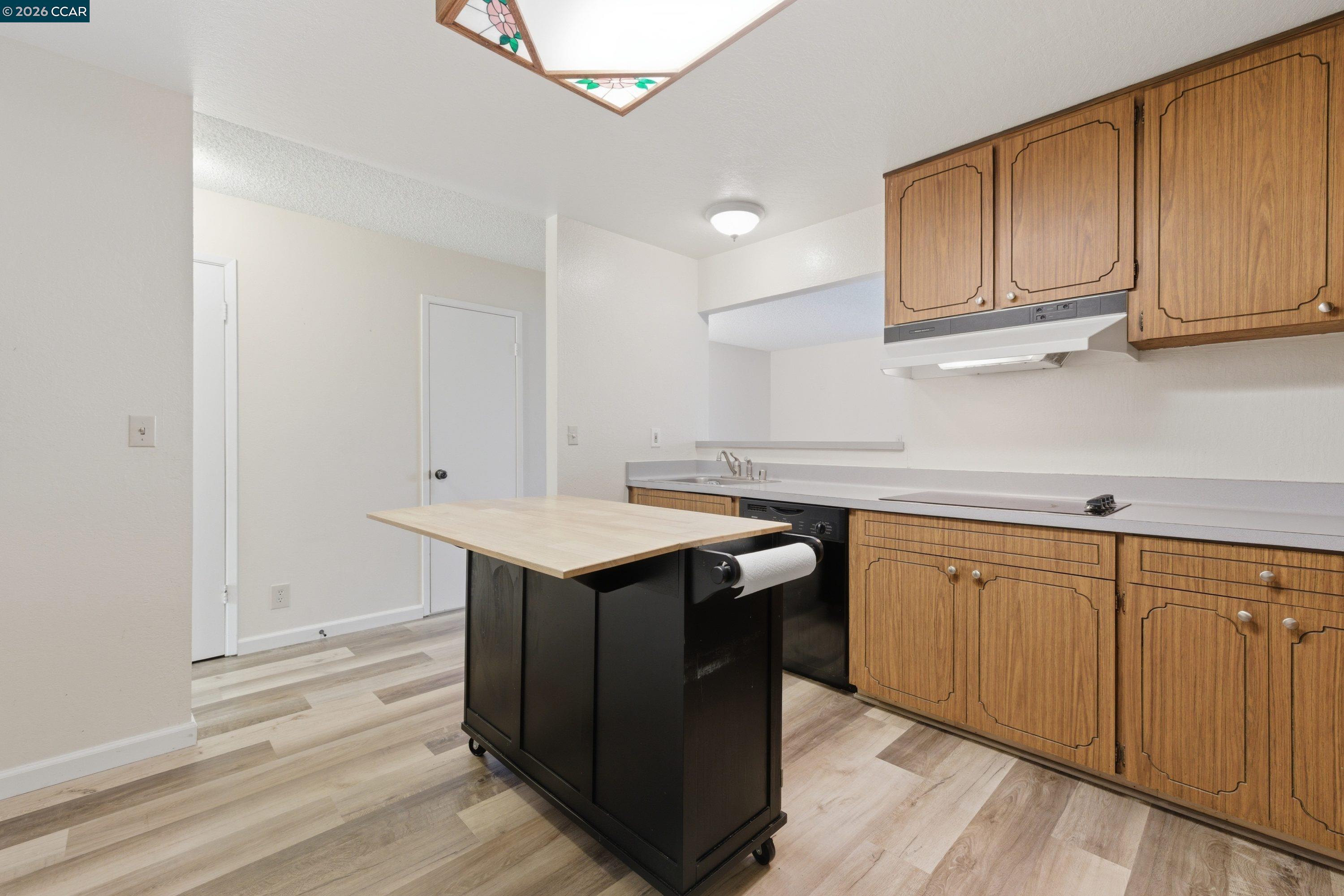 Photo #17: 41132609 Listing: Photo #17