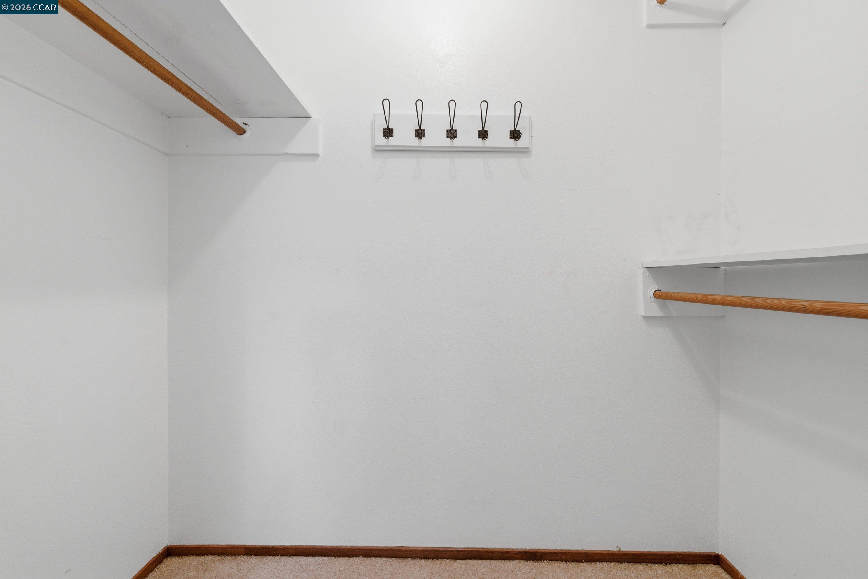 Photo #31: 41132609 Listing: Photo #31