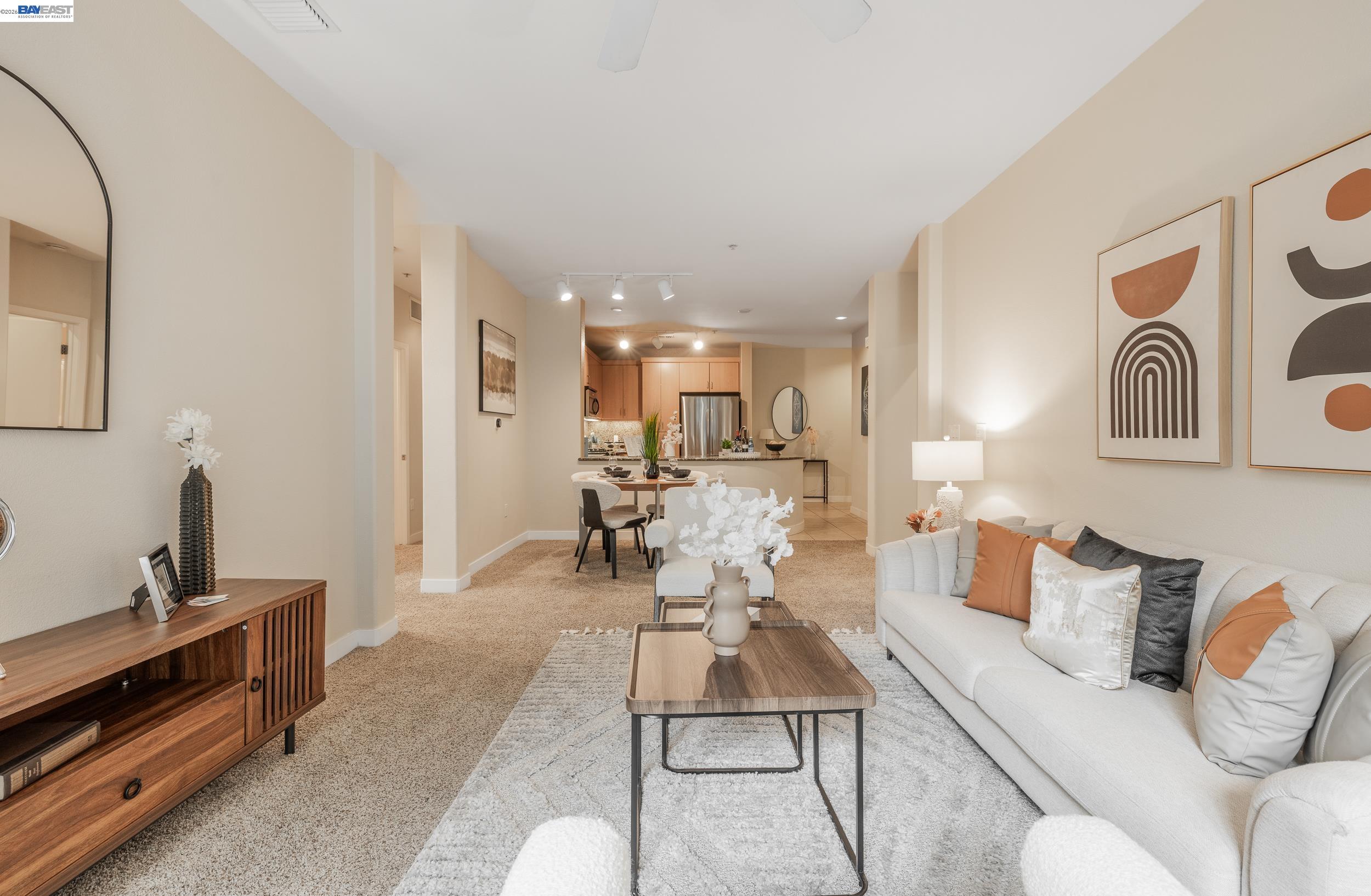 Photo #3: 41132657 Listing: Photo #3