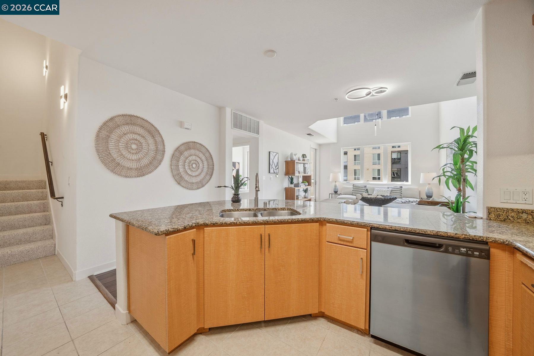 Photo #4: 41132662 Listing: Photo #4