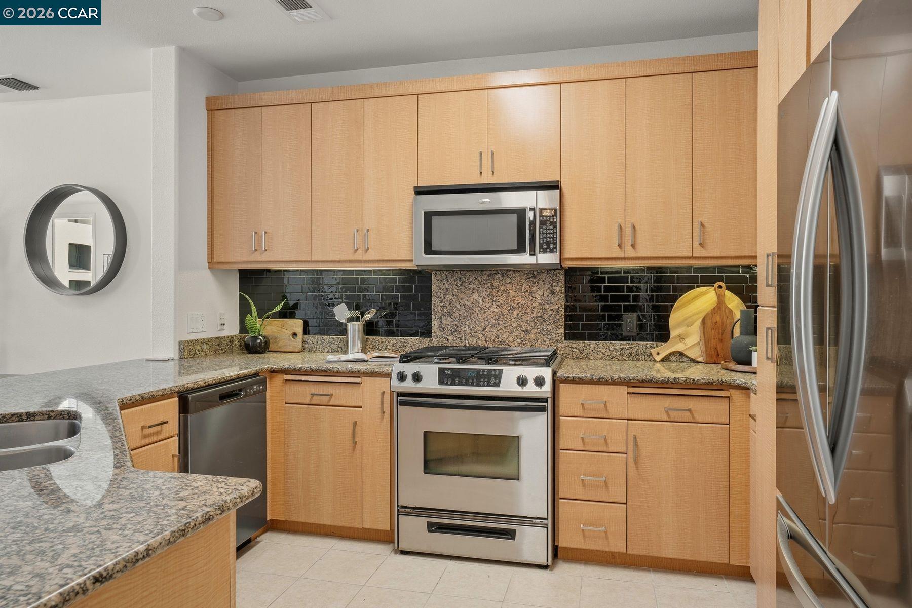 Photo #5: 41132662 Listing: Photo #5