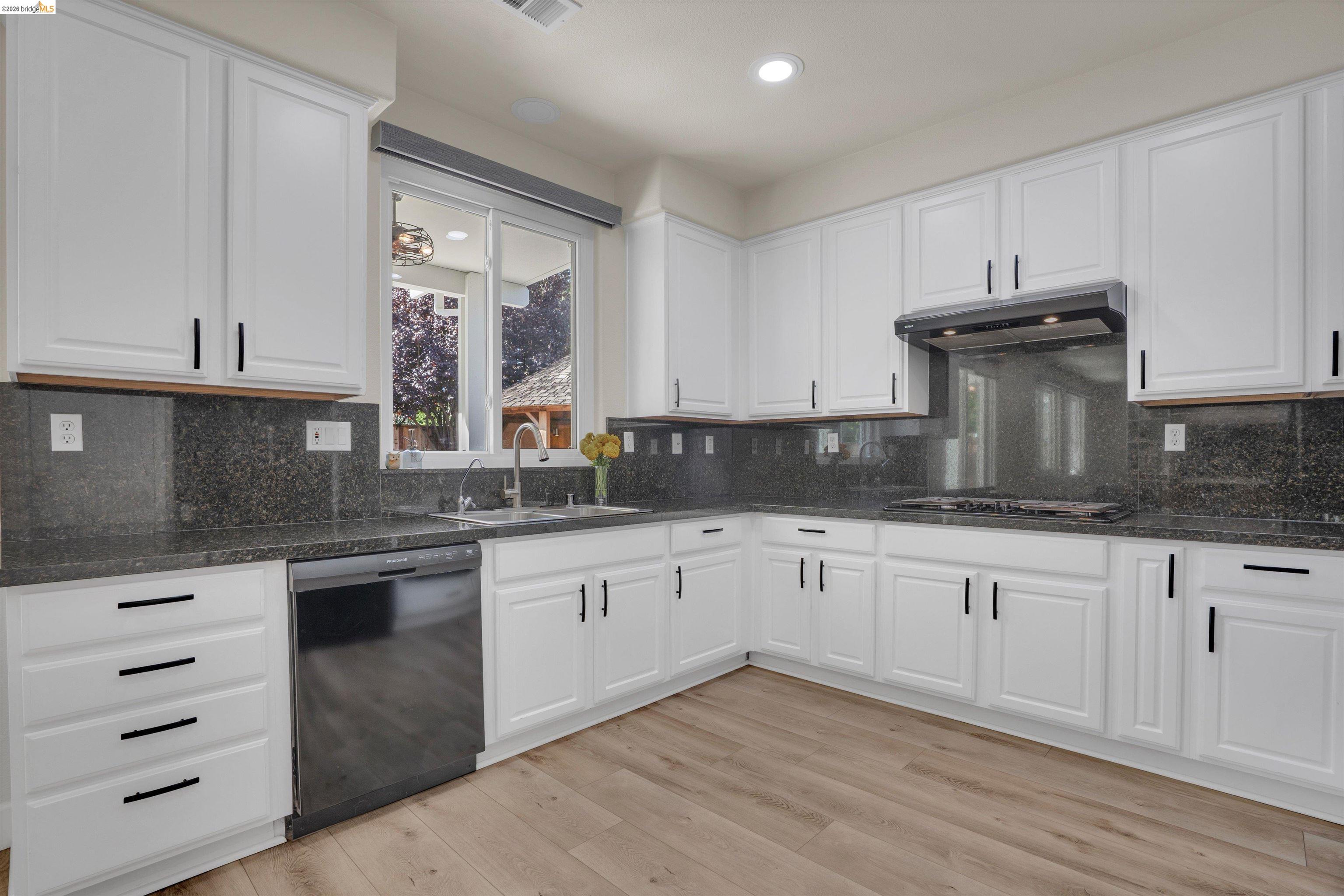188 Continente Ave, Brentwood CA 94513 — photo 16