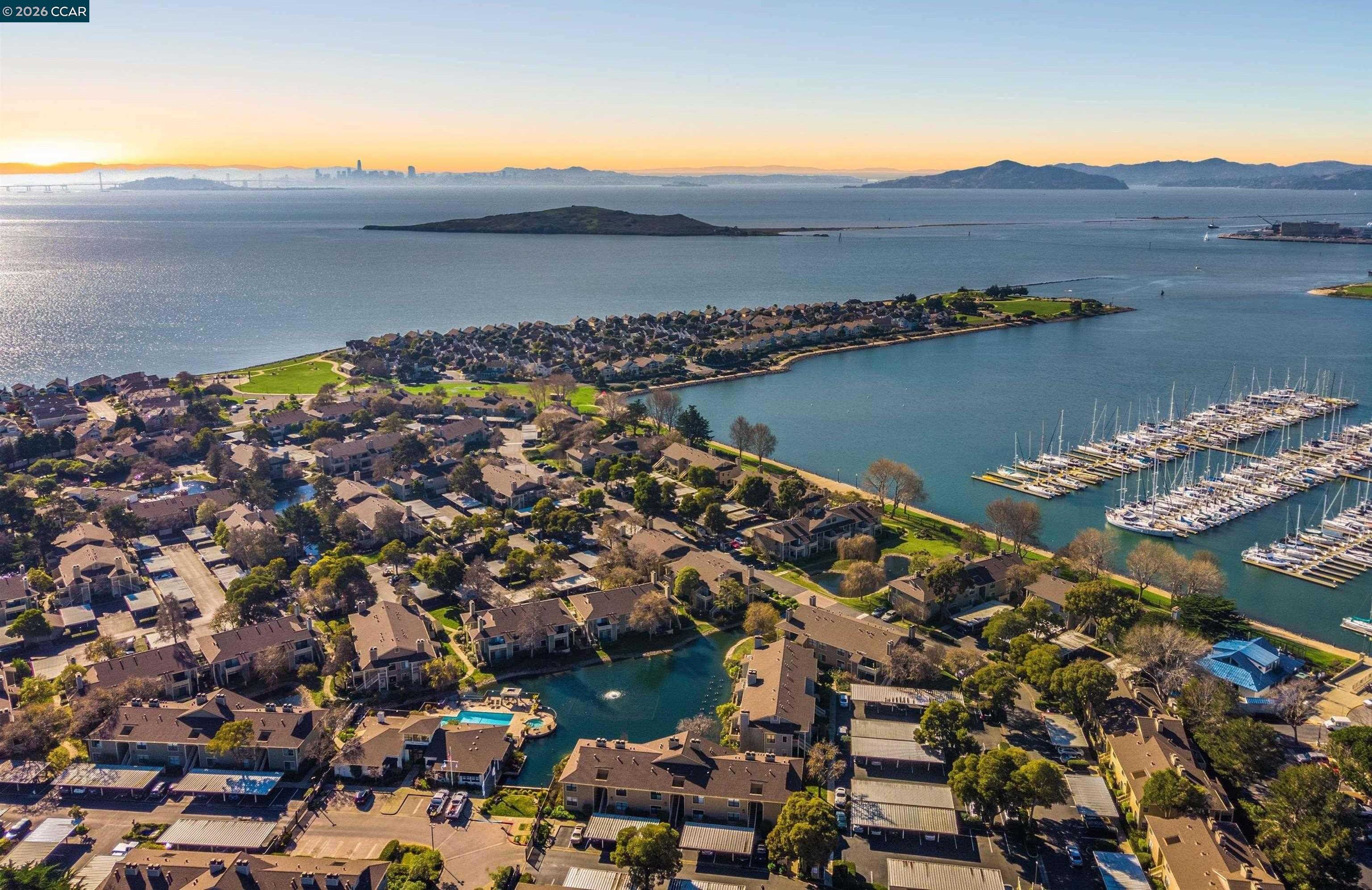 Photo #28: 41132669 Listing: Photo #28