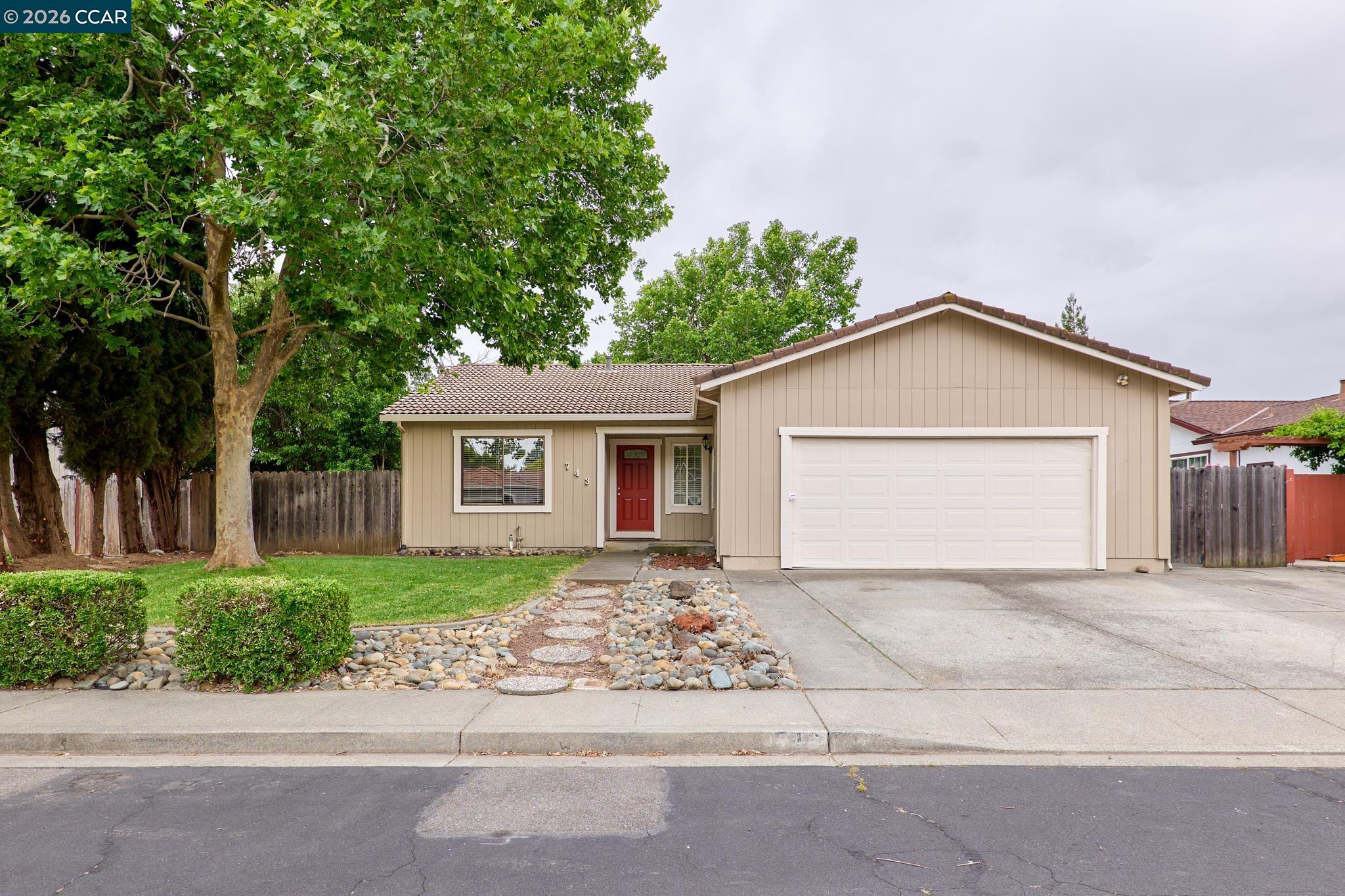 Front Image Thumbnail for CC41132682