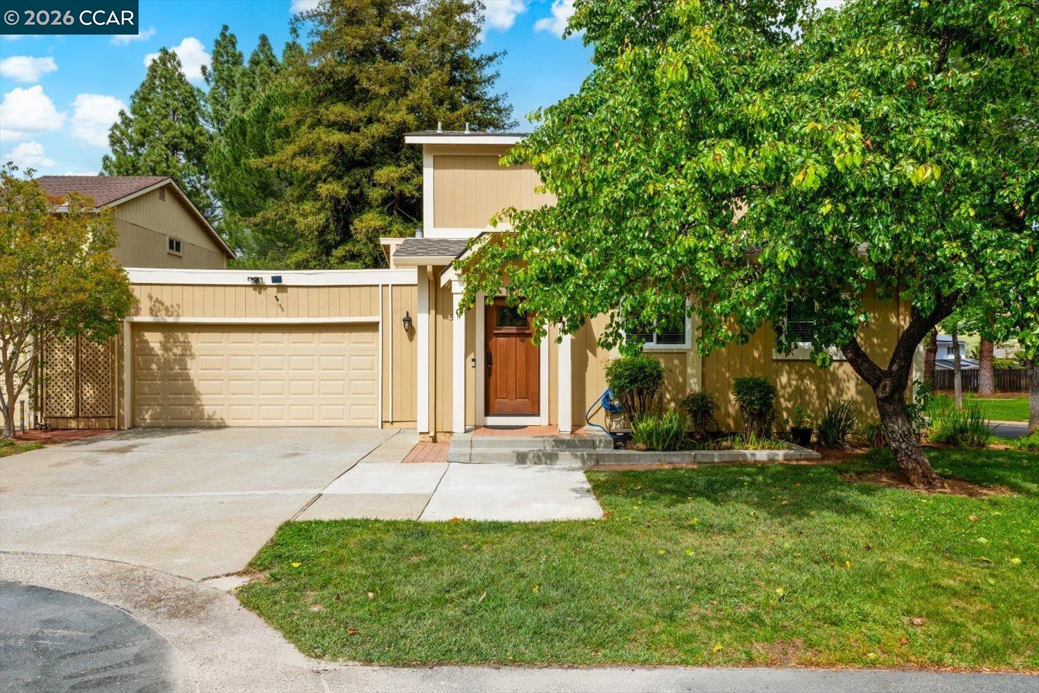 599 Mt Dell Dr, Clayton CA 94517 — photo 2
