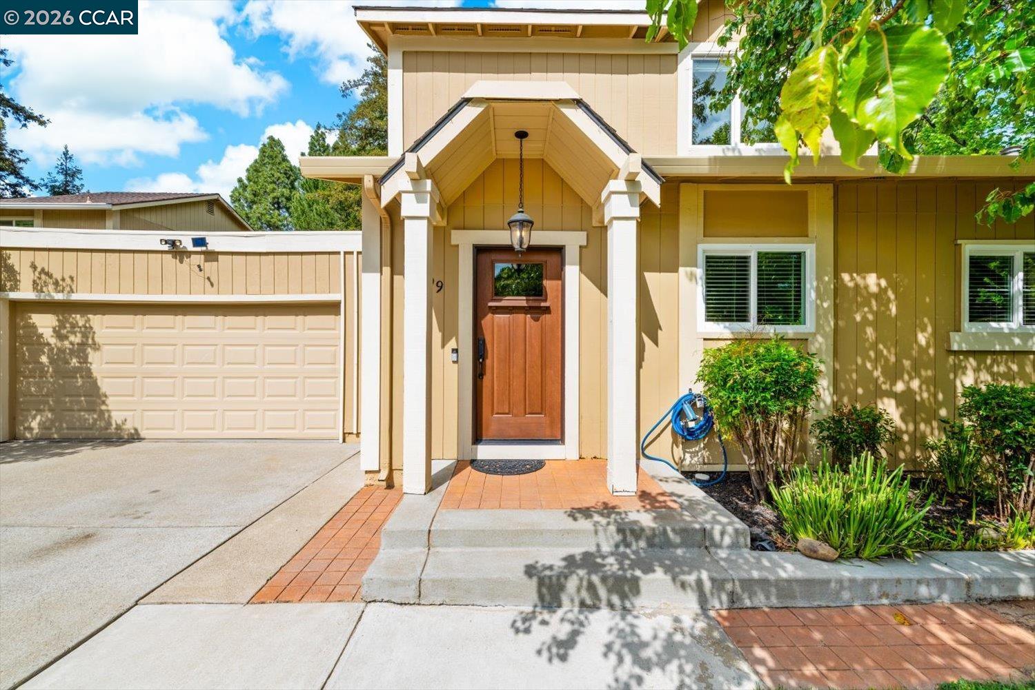 599 Mt Dell Dr, Clayton CA 94517 — photo 5