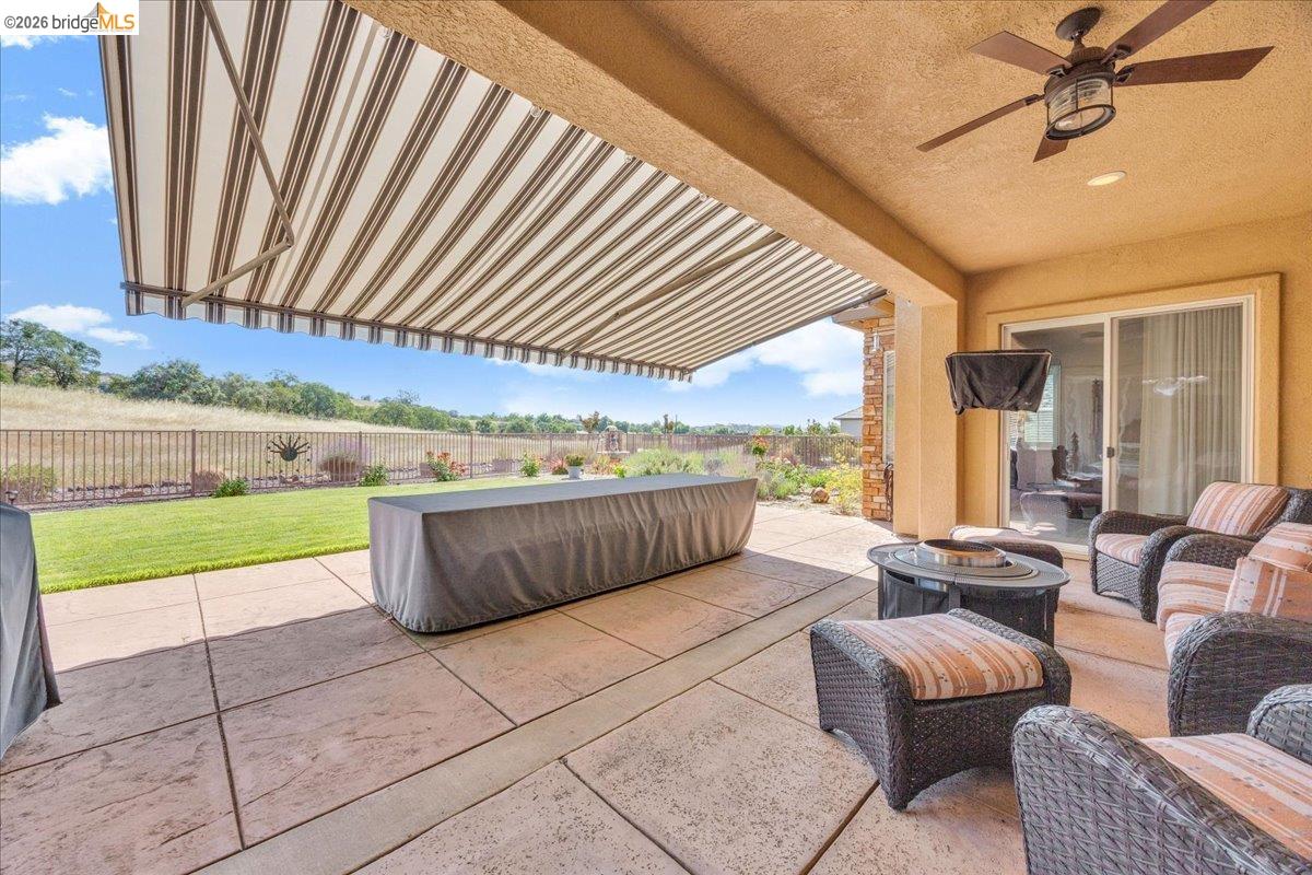158 Rock Ridge Ln, Copperopolis CA 95228