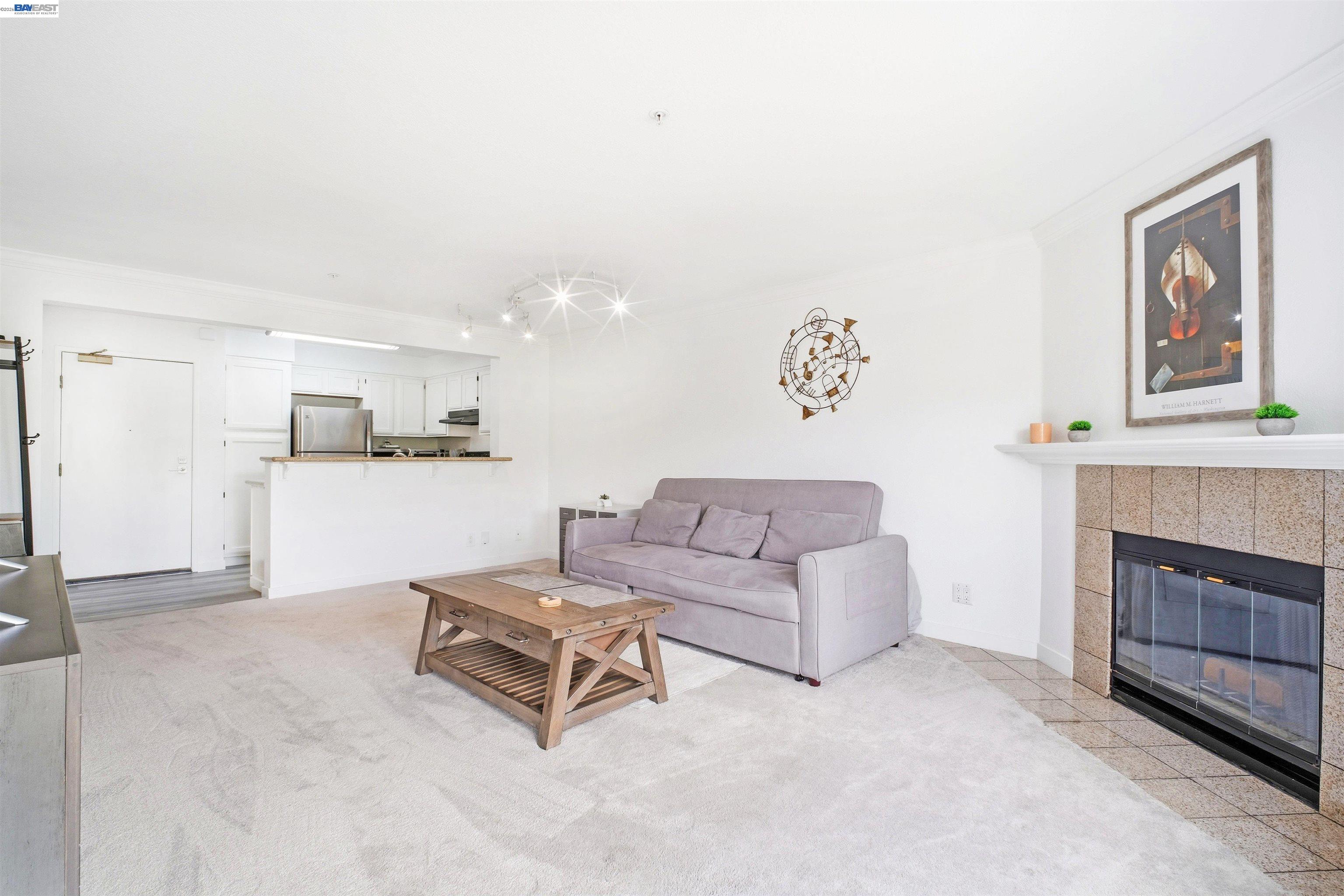 Photo #6: 41132696 Listing: Photo #6