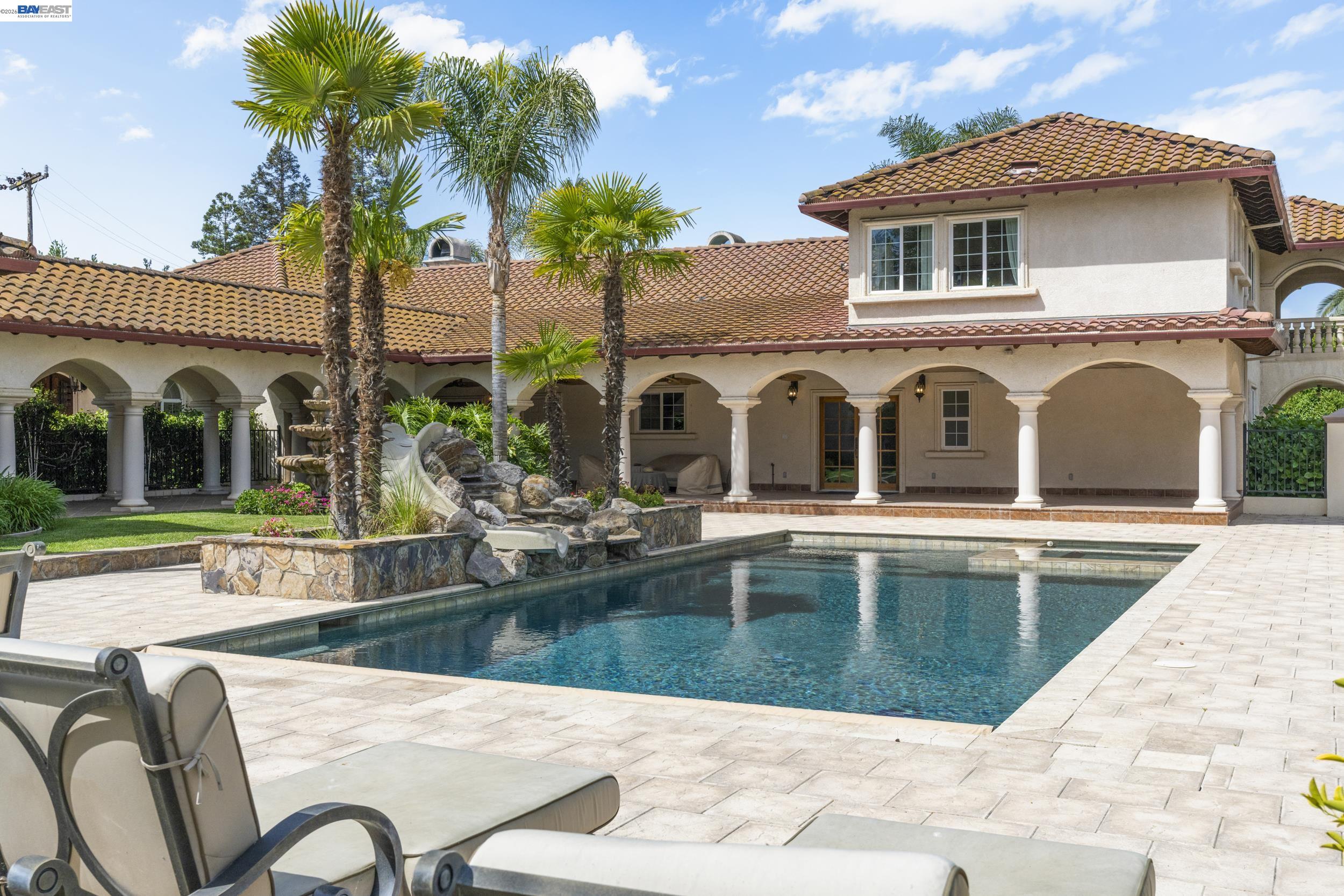 Front Image Thumbnail for BE41132697