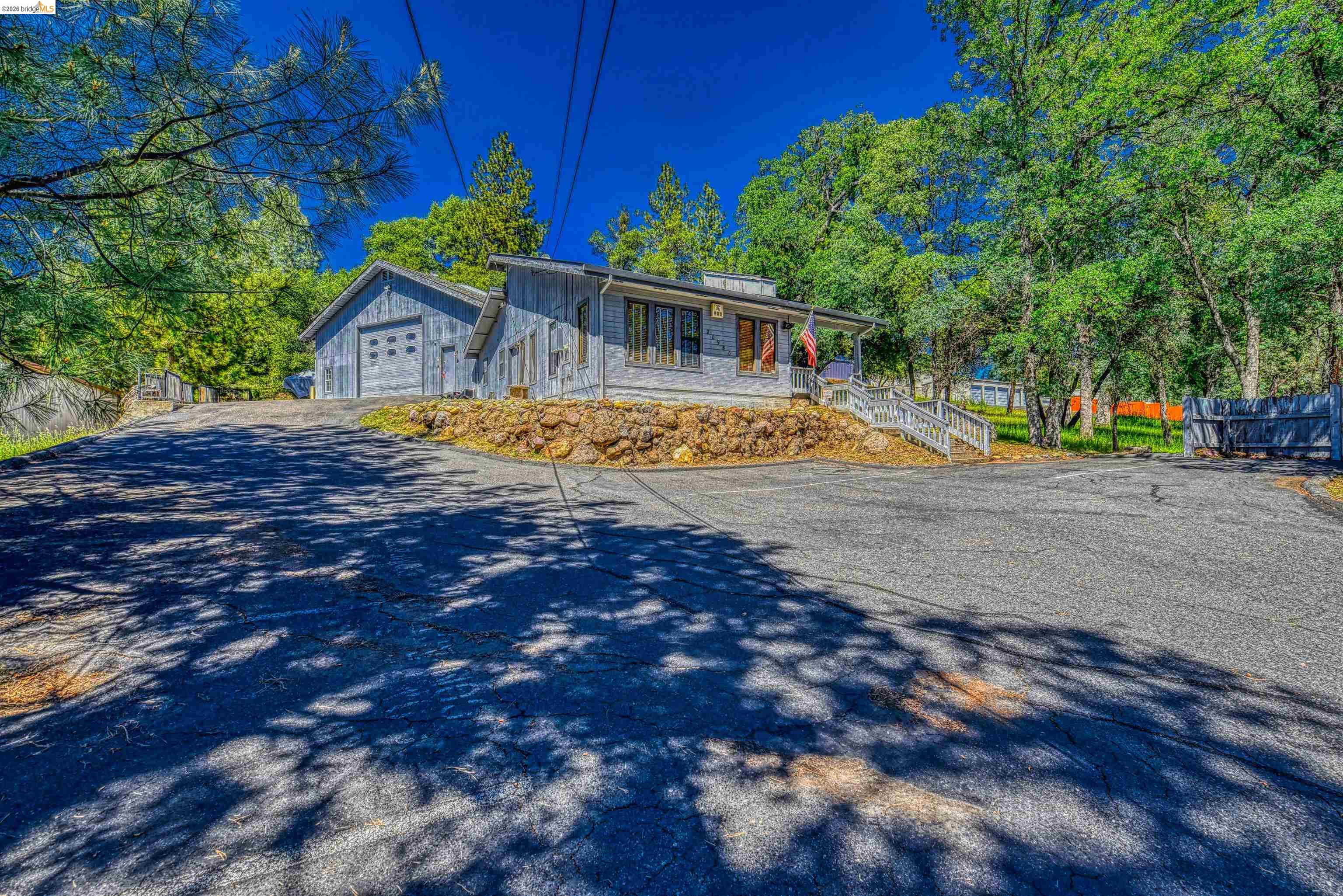 20950 Ferretti Rd, Groveland, CA, 95321