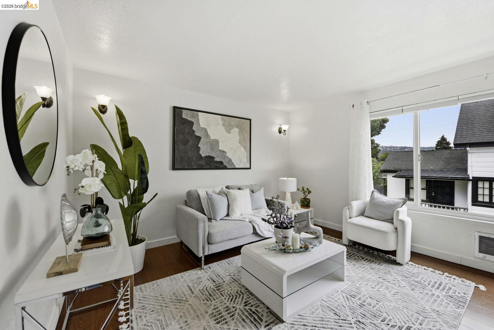 Photo #5: 41132724 Listing: Photo #5