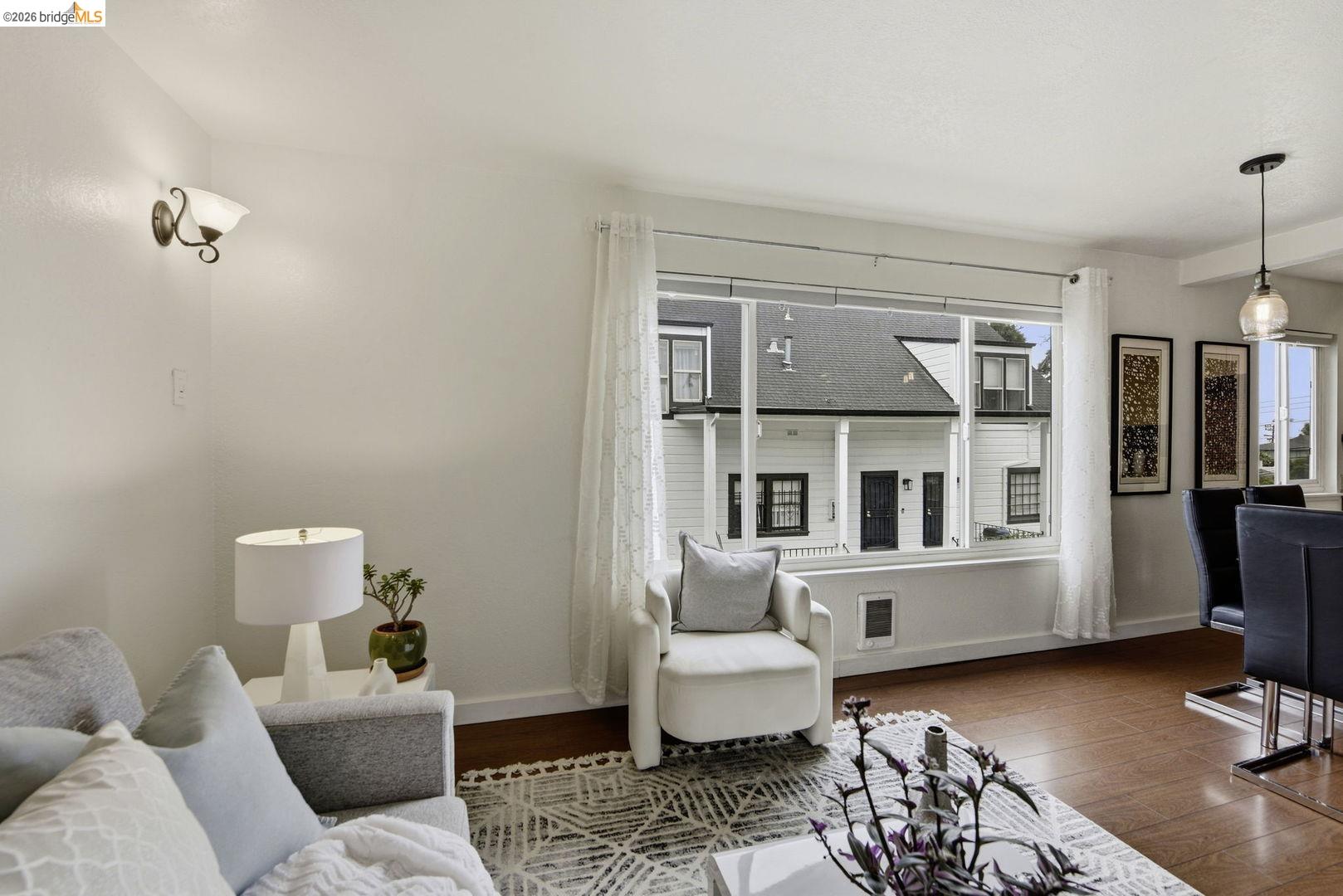 Photo #6: 41132724 Listing: Photo #6