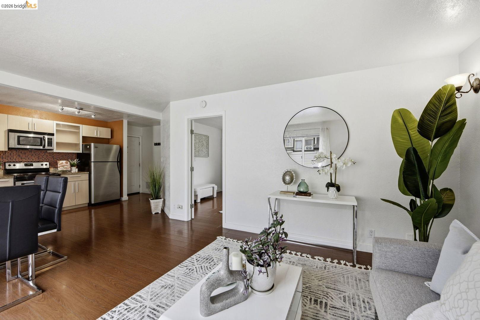 Photo #7: 41132724 Listing: Photo #7