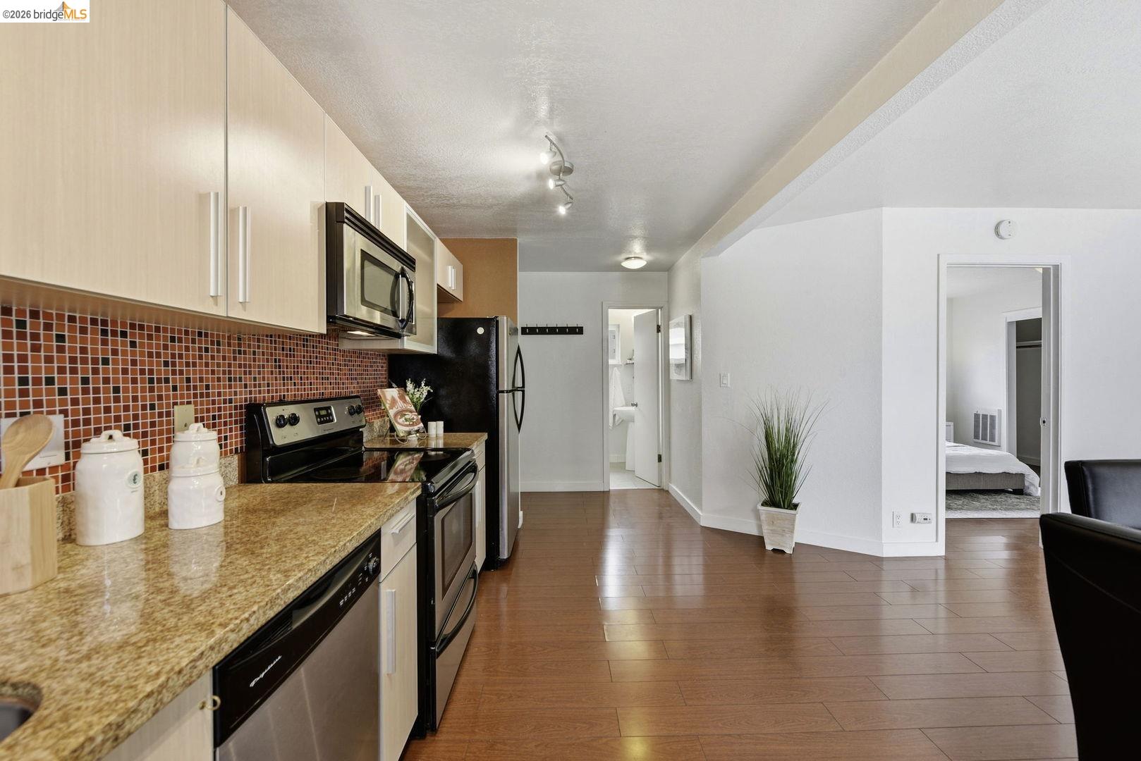 Photo #10: 41132724 Listing: Photo #10