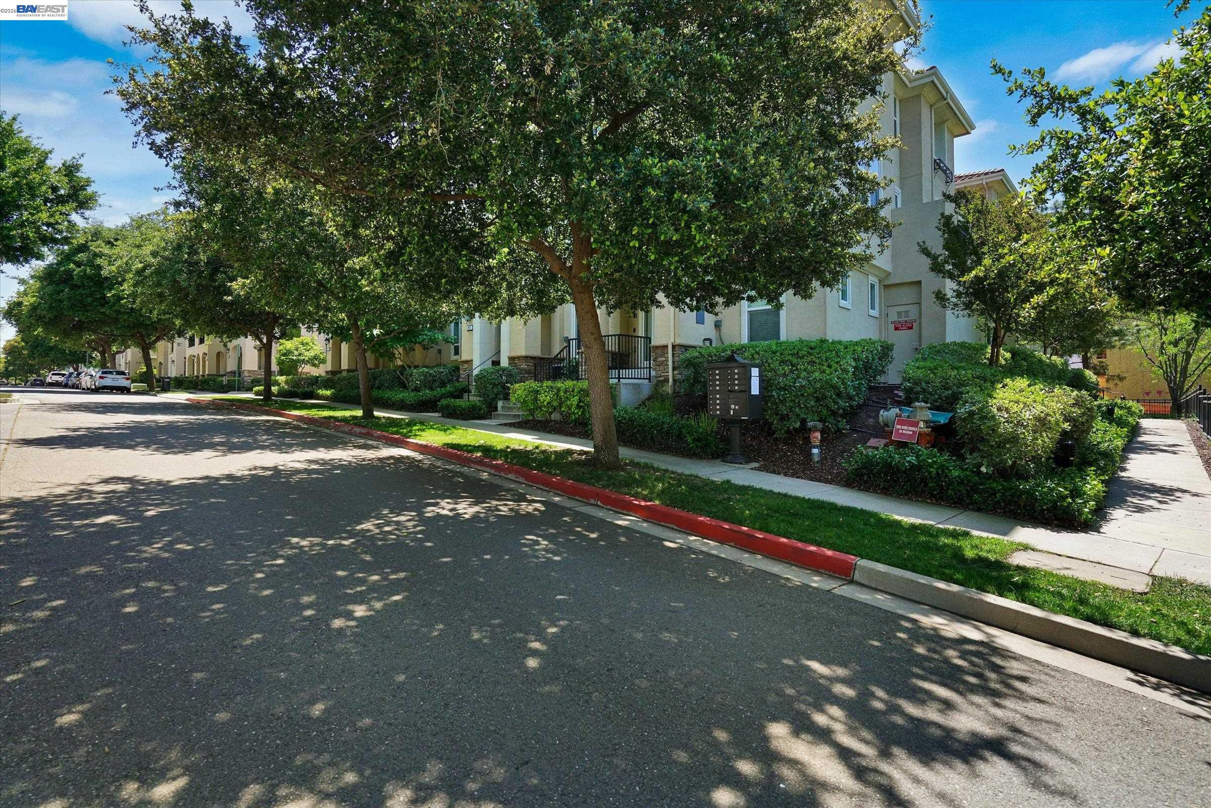 Photo #1: 41132726 Listing: Photo #1