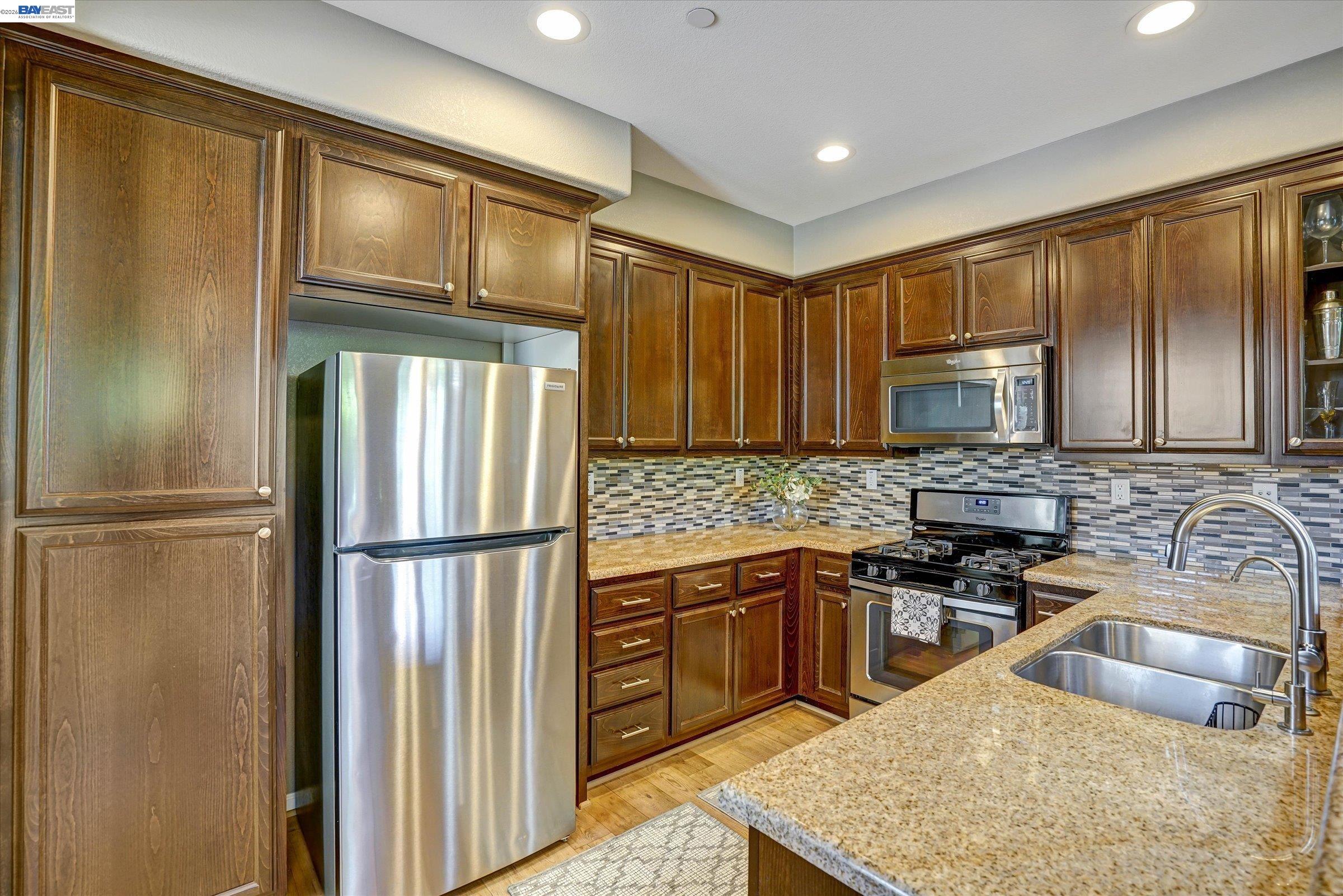 Photo #12: 41132726 Listing: Photo #12