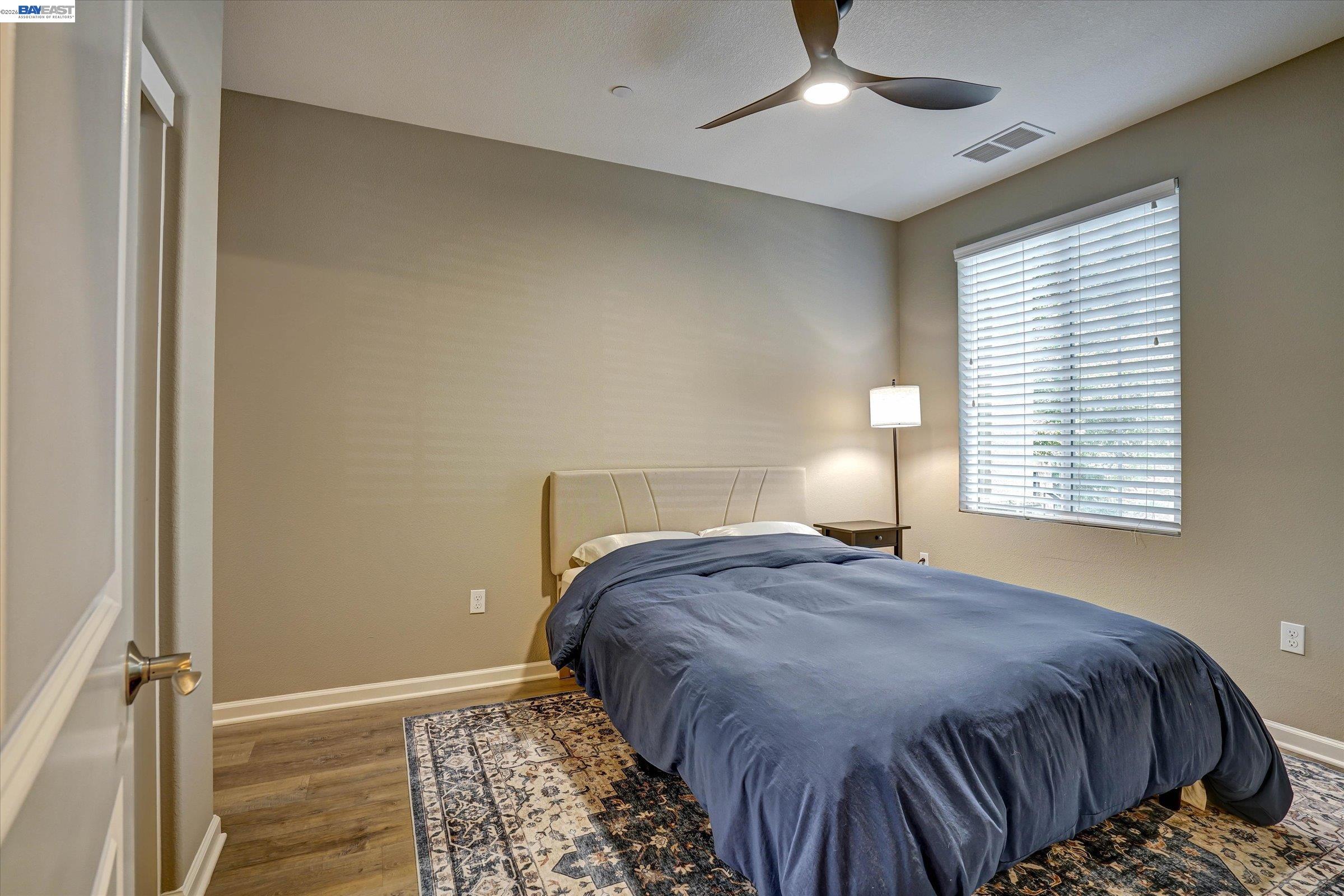 Photo #5: 41132726 Listing: Photo #5