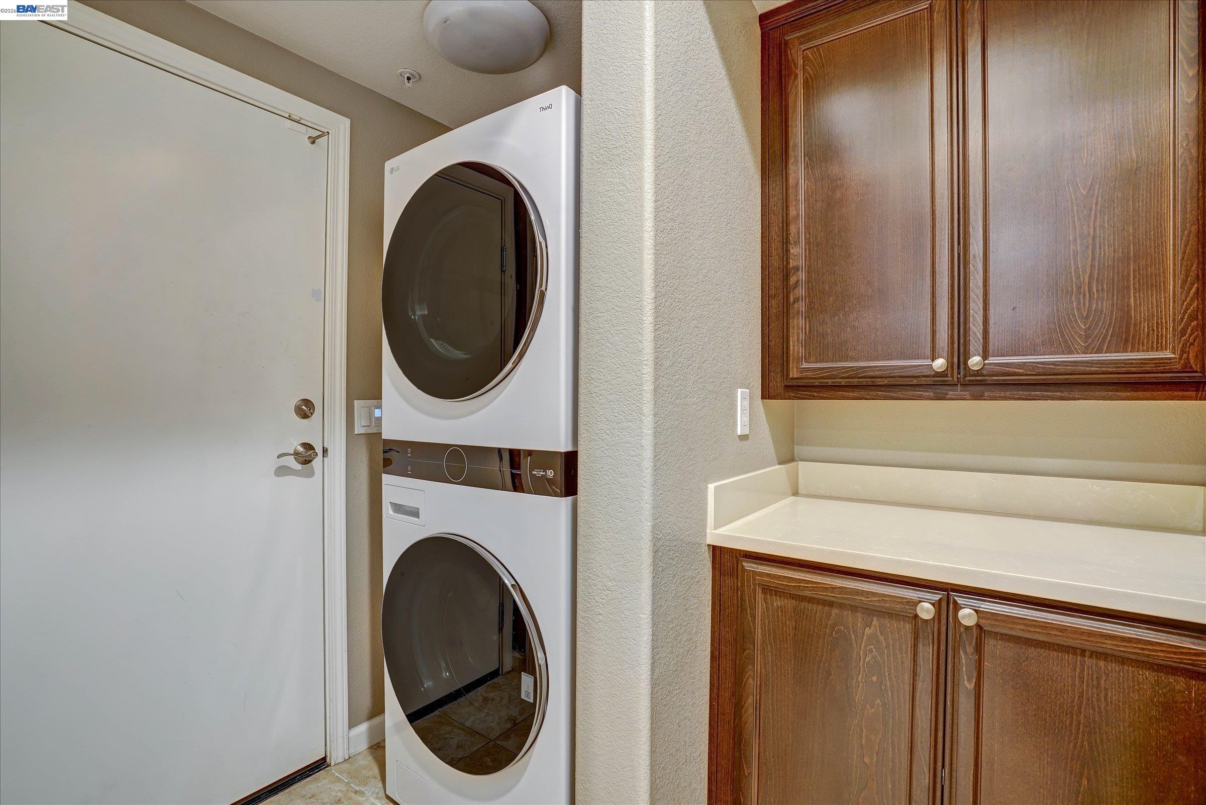 Photo #8: 41132726 Listing: Photo #8