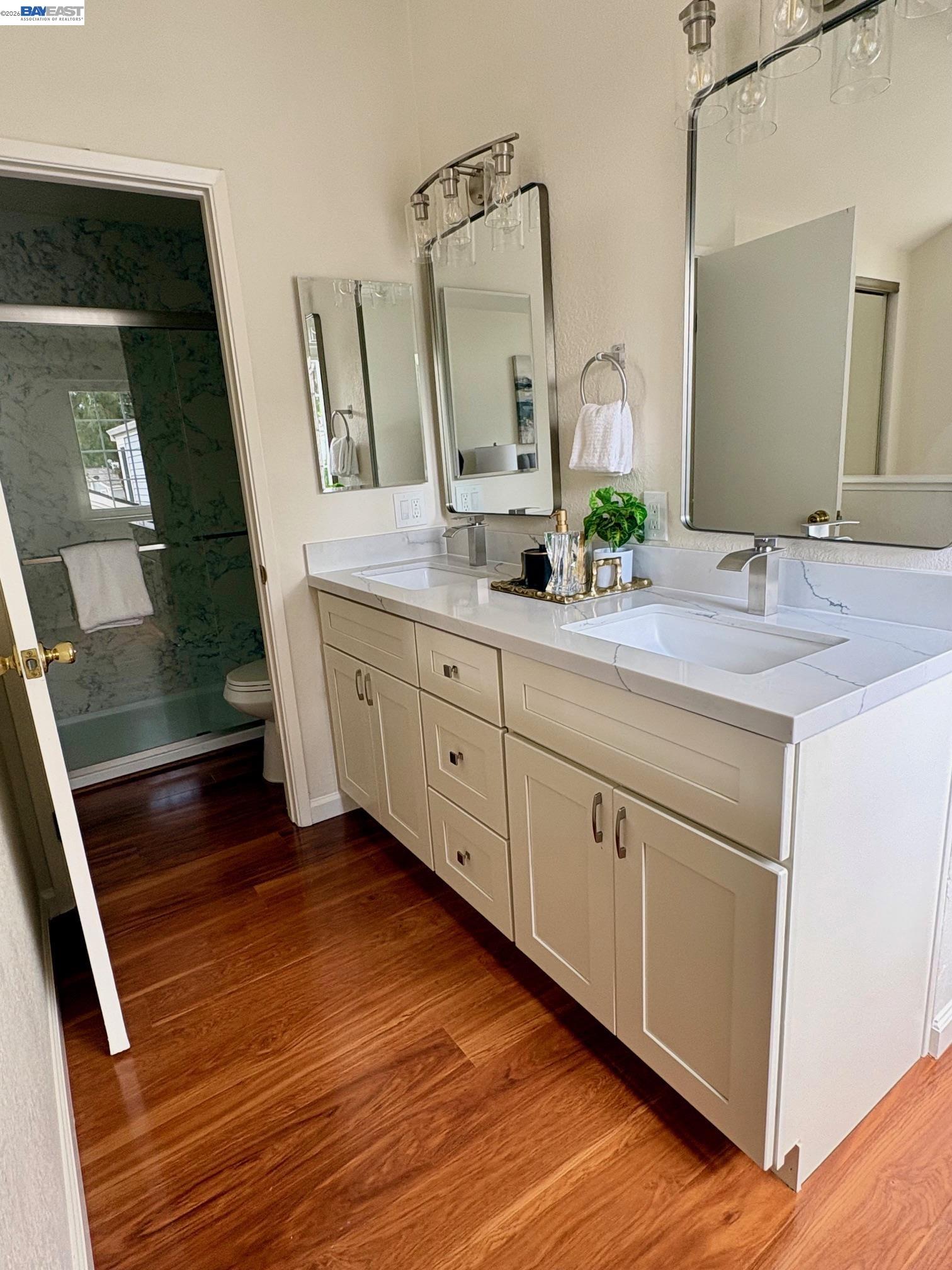 Photo #6: 41132727 Listing: Photo #6