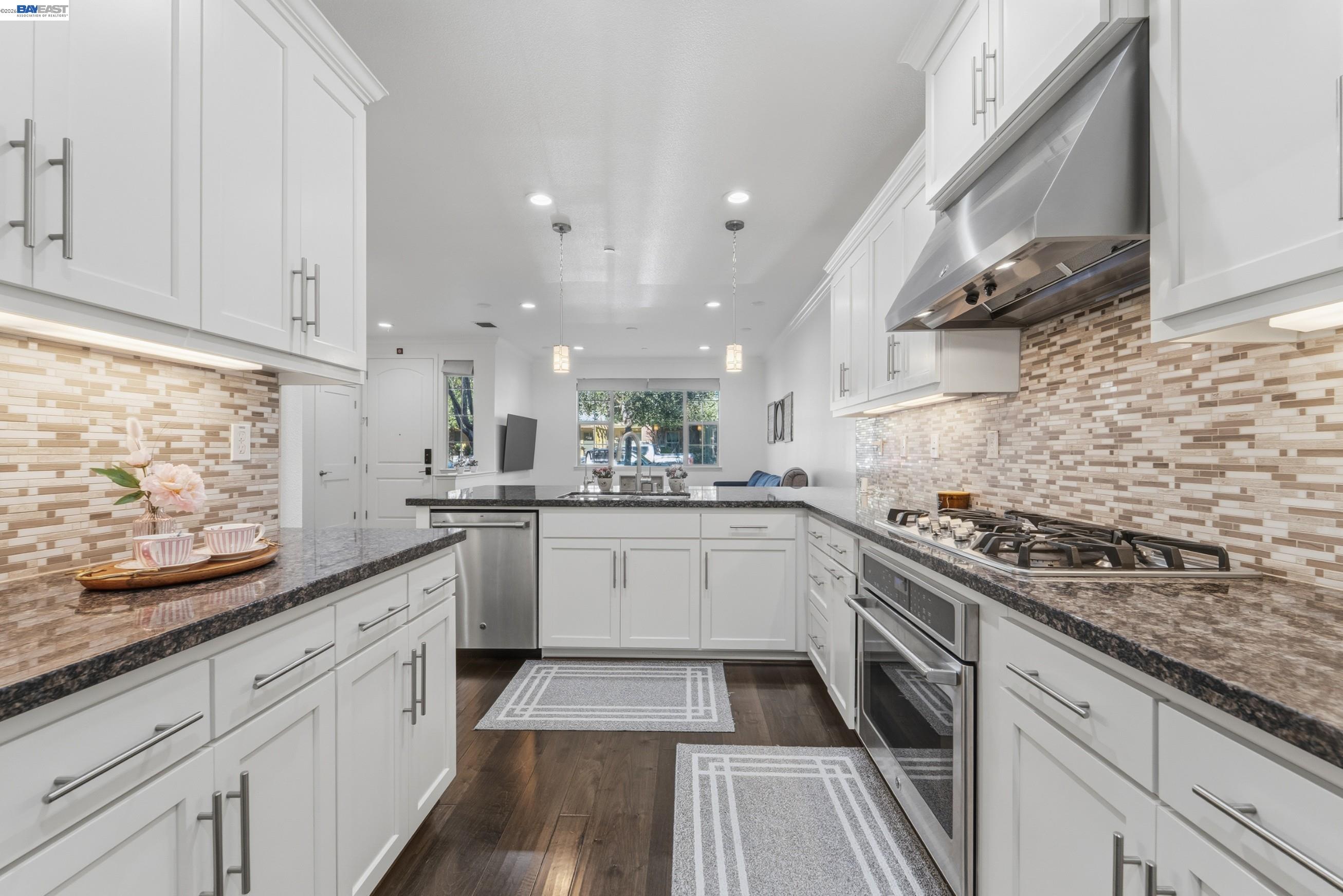 Photo #13: 41132754 Listing: Photo #13