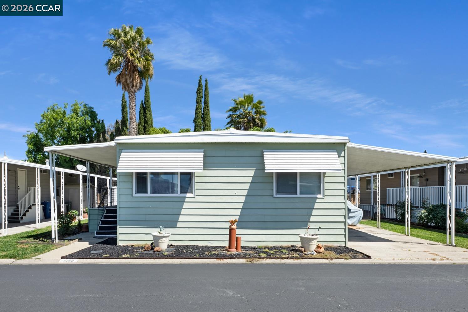 2322 Dalis Dr # 201, Concord CA 94520 — photo 2