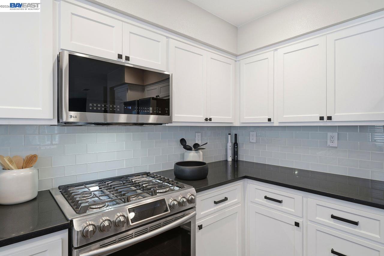 Photo #17: 41132765 Listing: Photo #17