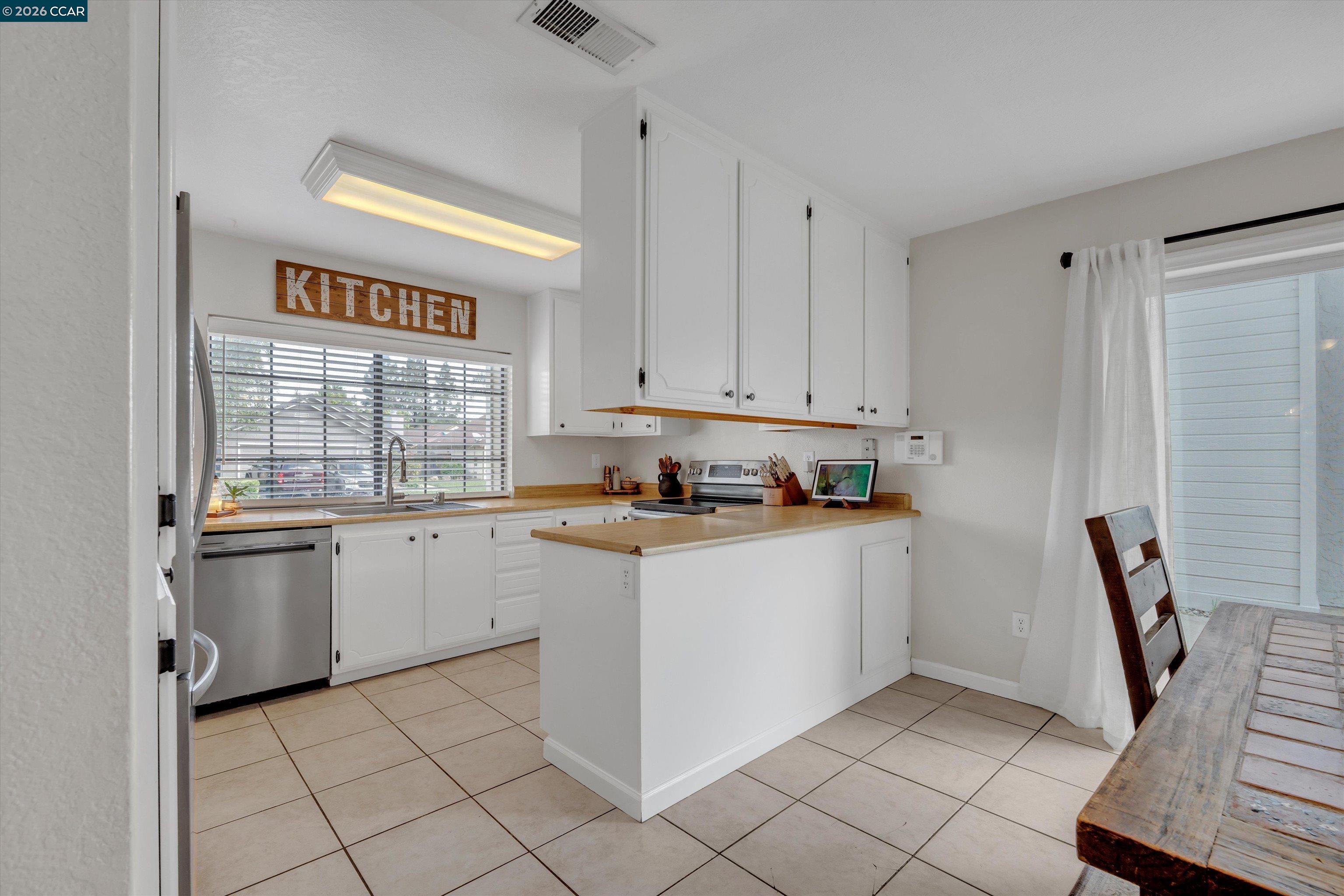 400 Grovewood Loop, Brentwood CA 94513 — photo 13