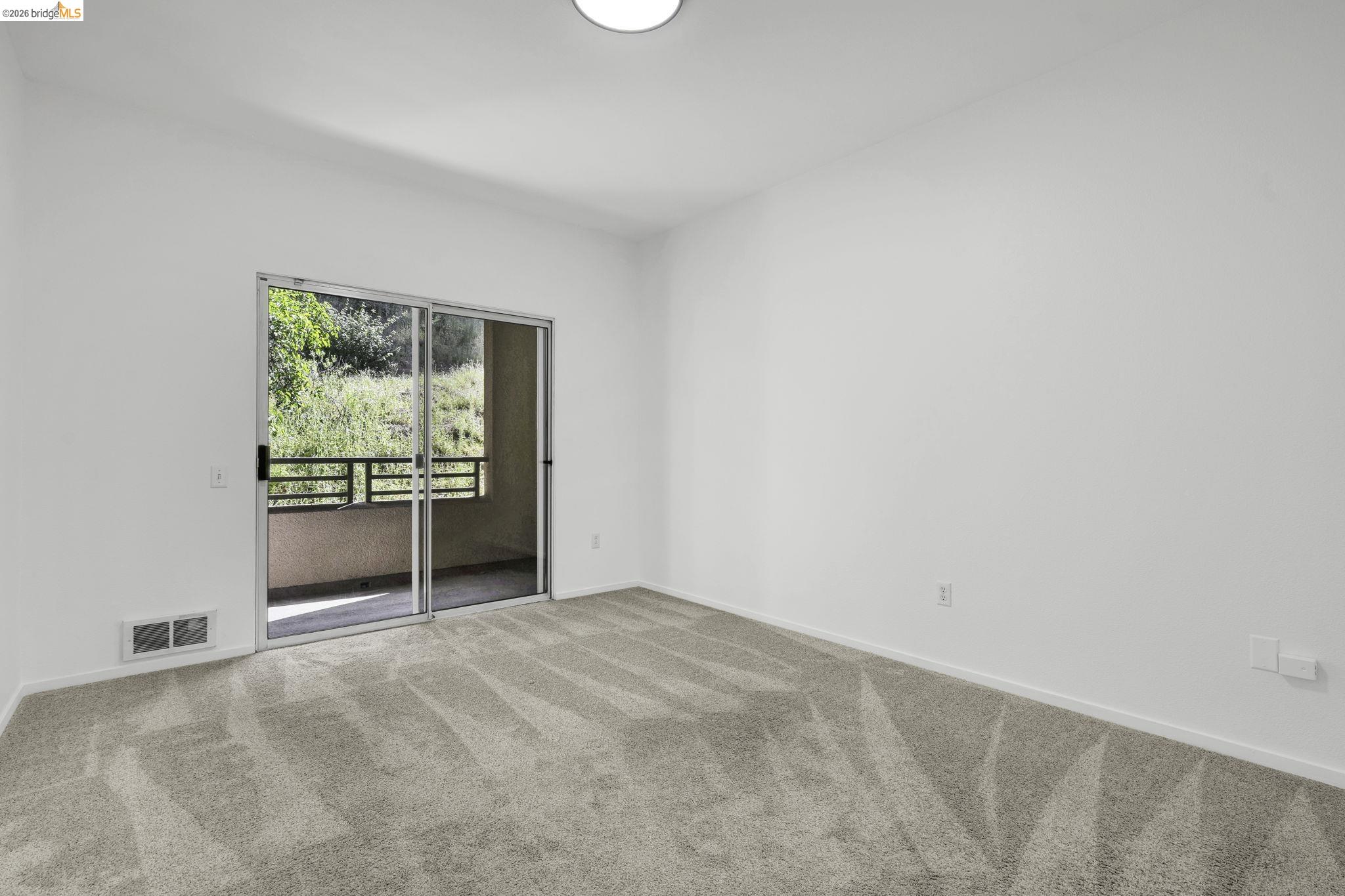 Photo #11: 41132791 Listing: Photo #11