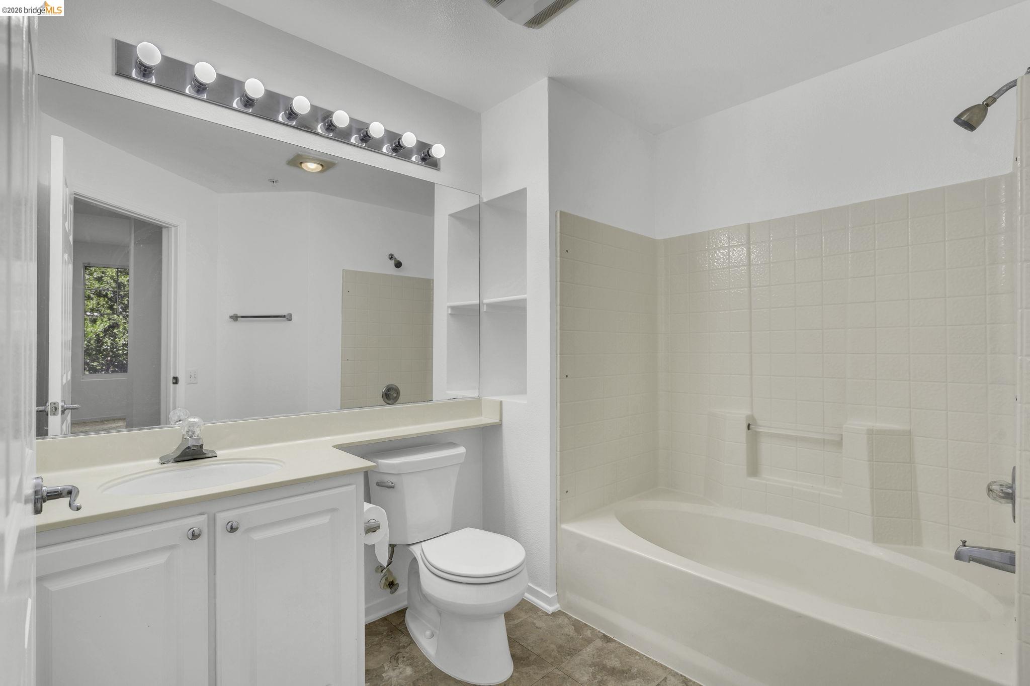 Photo #22: 41132791 Listing: Photo #22