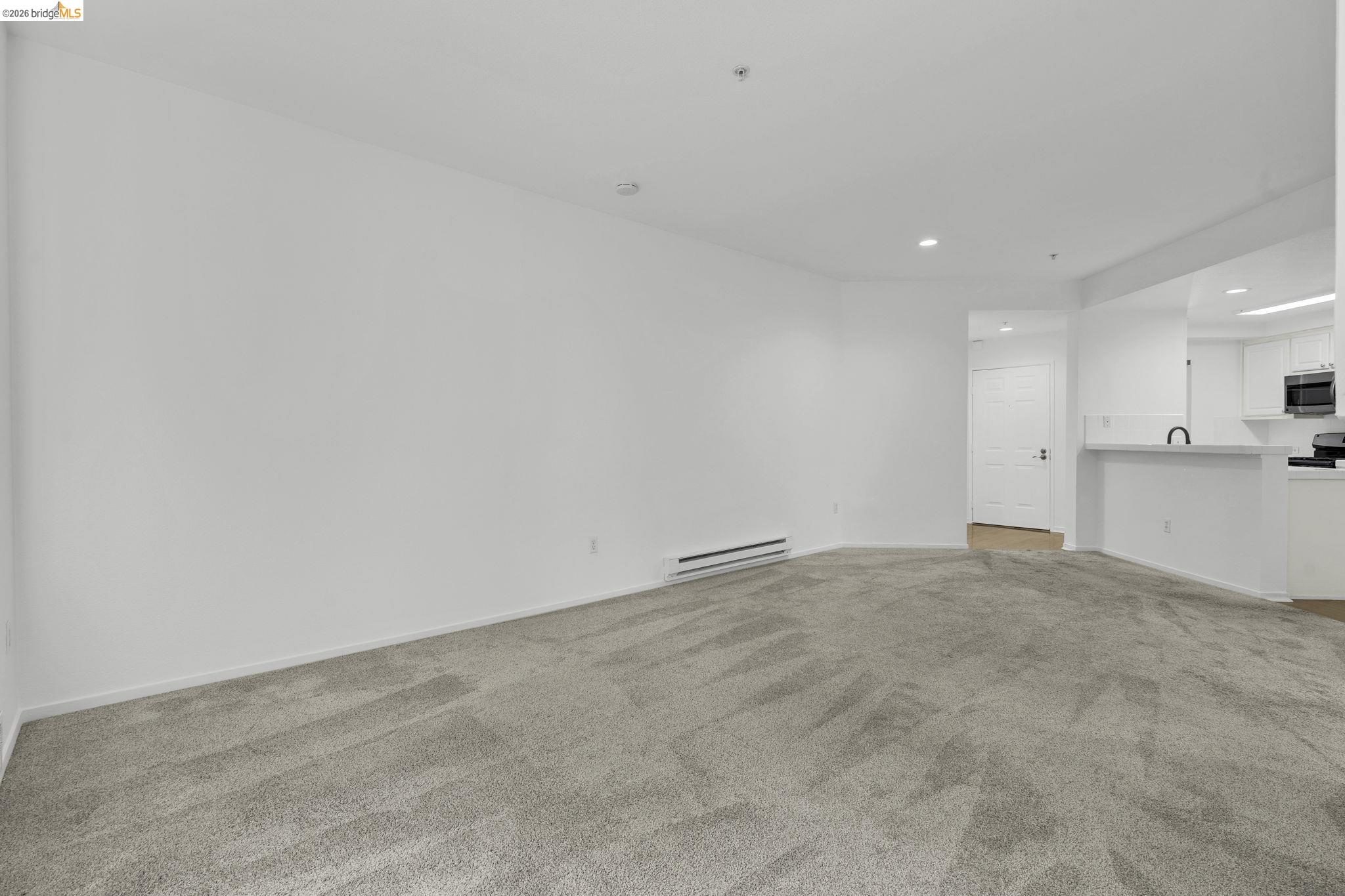 Photo #7: 41132791 Listing: Photo #7