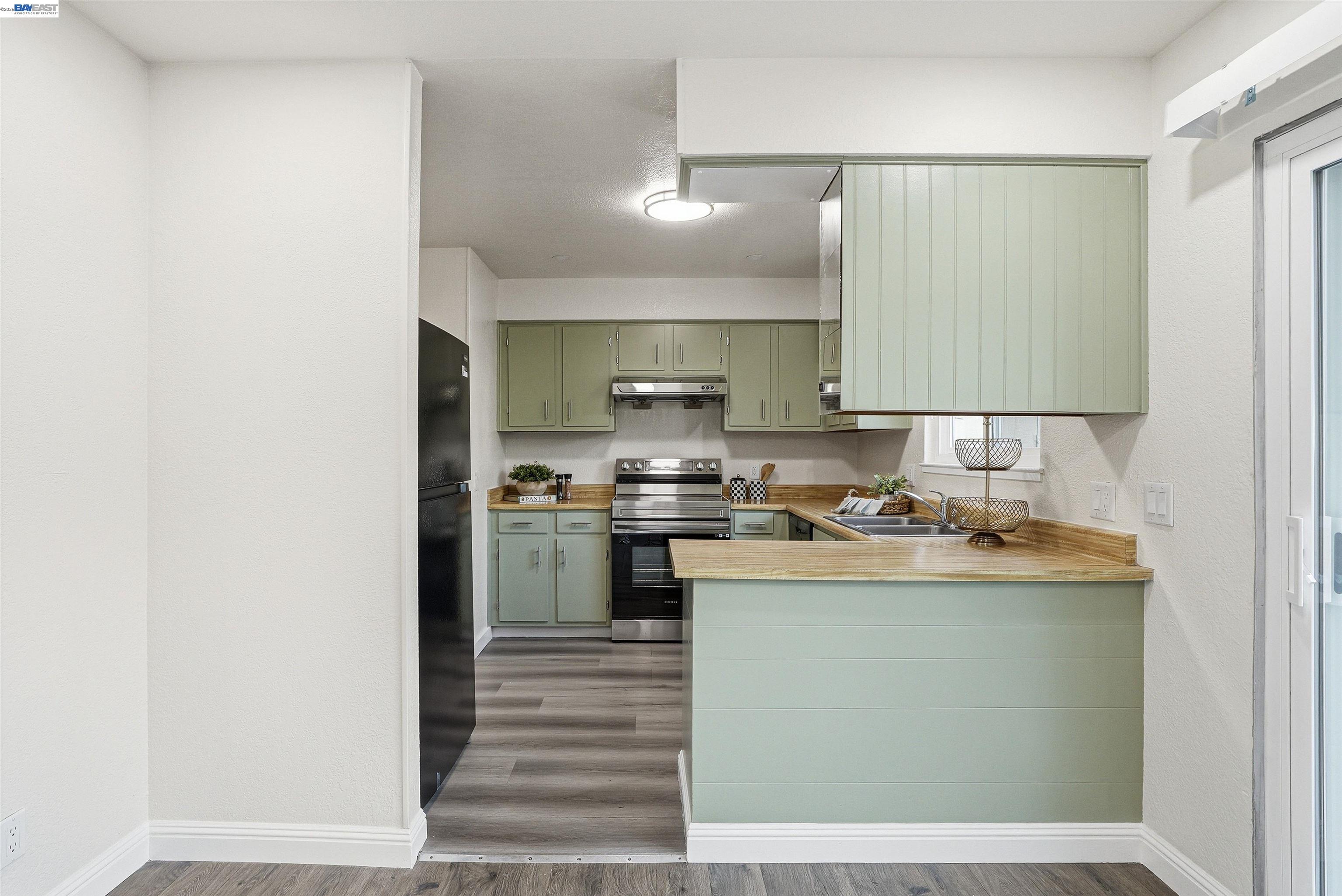 Photo #10: 41132804 Listing: Photo #10