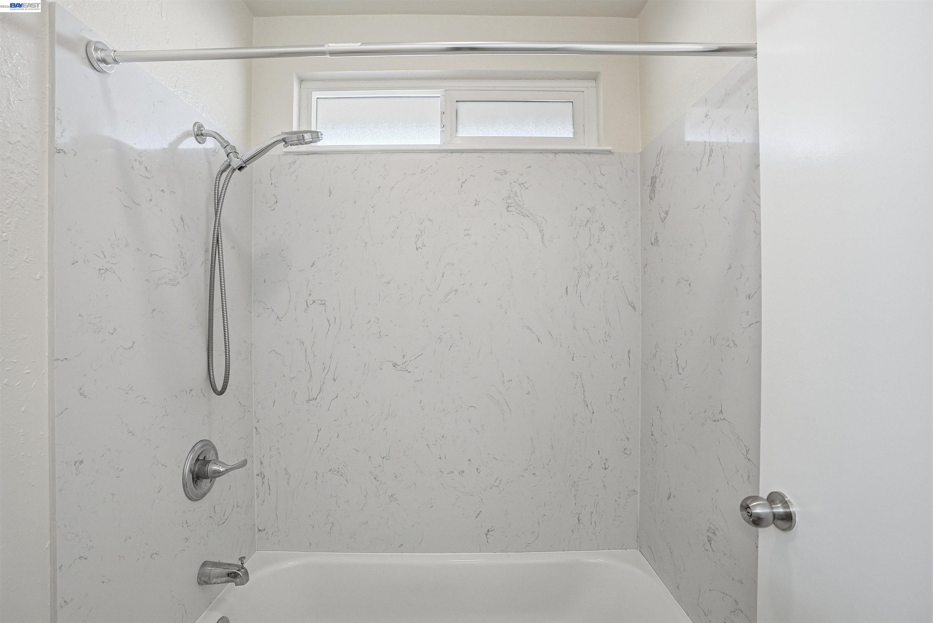 Photo #16: 41132804 Listing: Photo #16