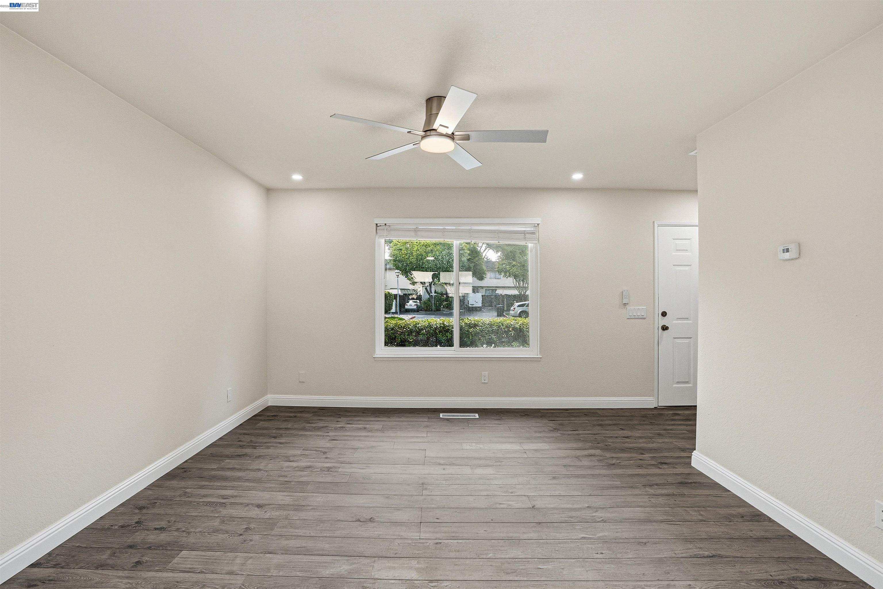 Photo #5: 41132804 Listing: Photo #5