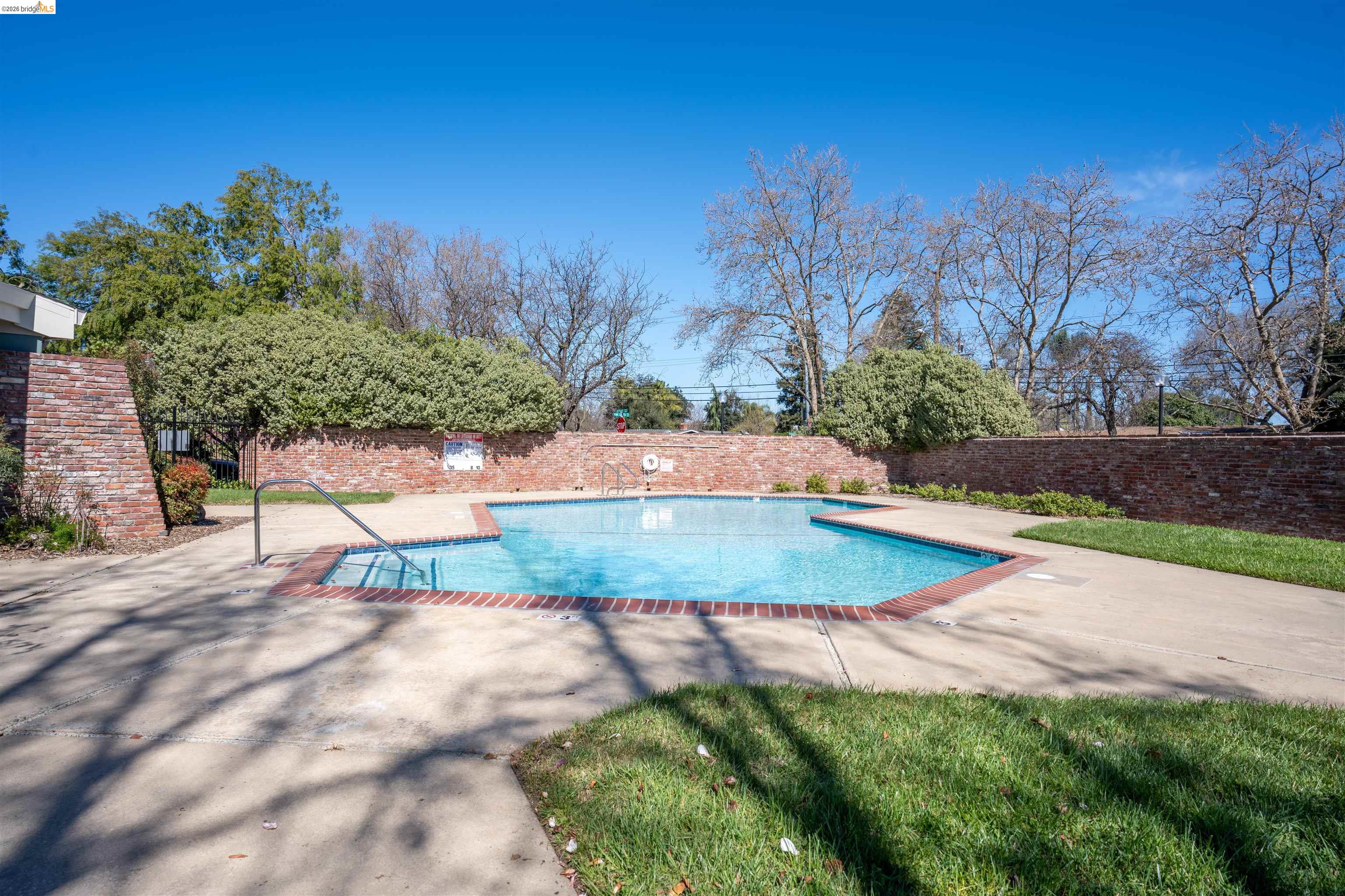 Photo #16: 41132809 Listing: Photo #16