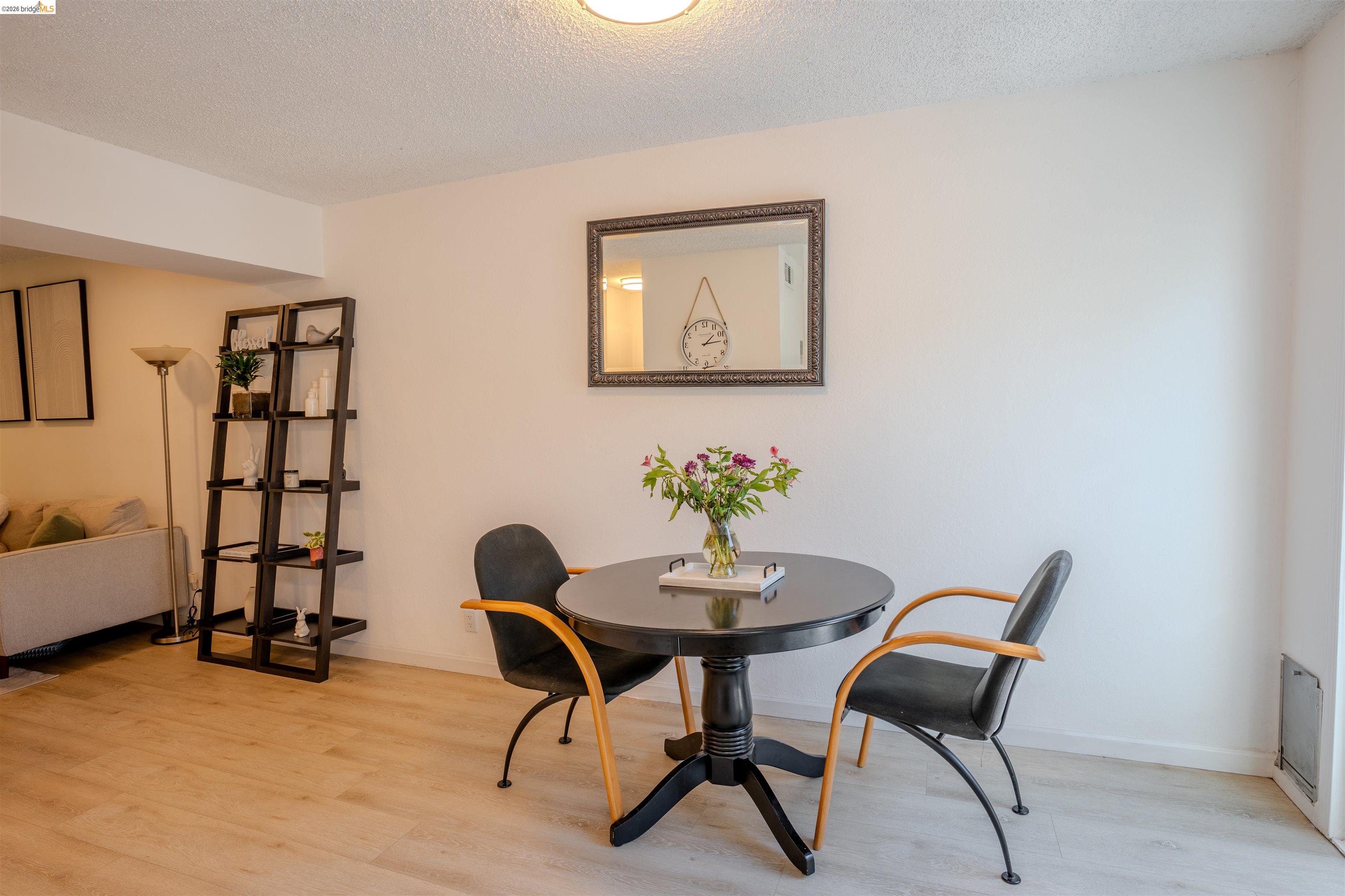 Photo #7: 41132809 Listing: Photo #7