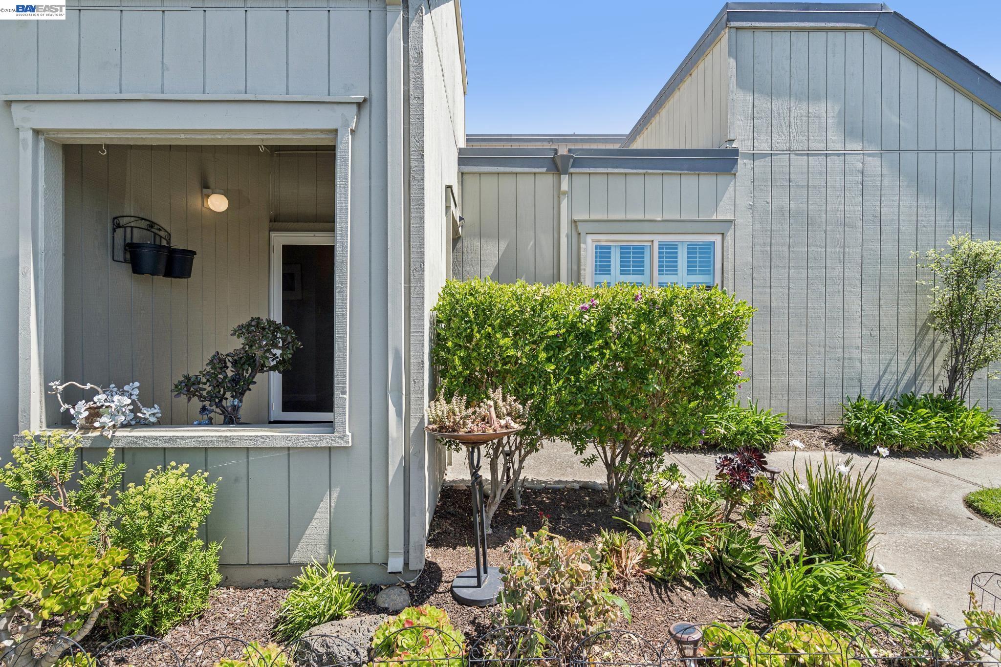 Photo #4: 41132814 Listing: Photo #4