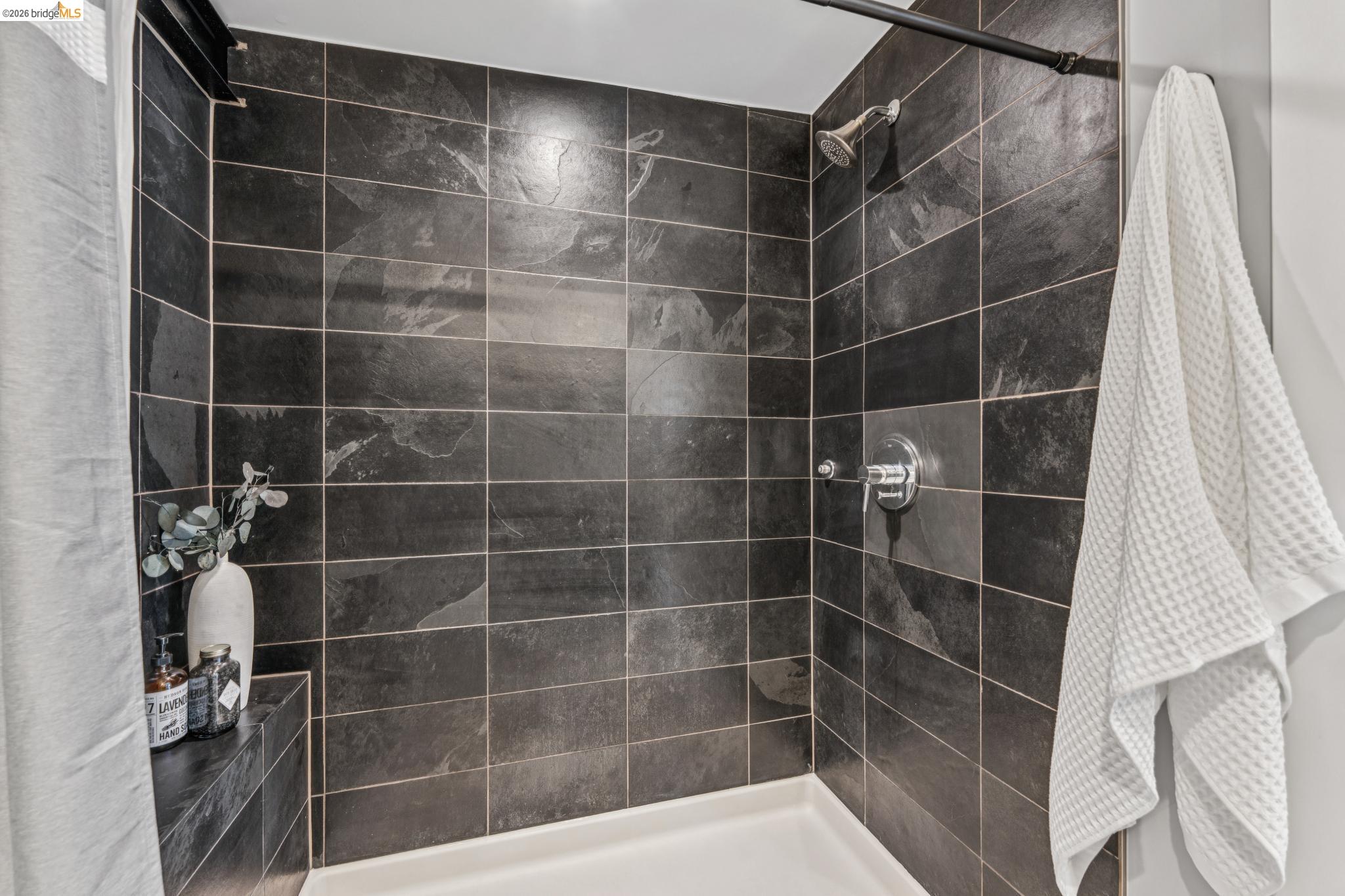 Photo #35: 41132826 Listing: Photo #35