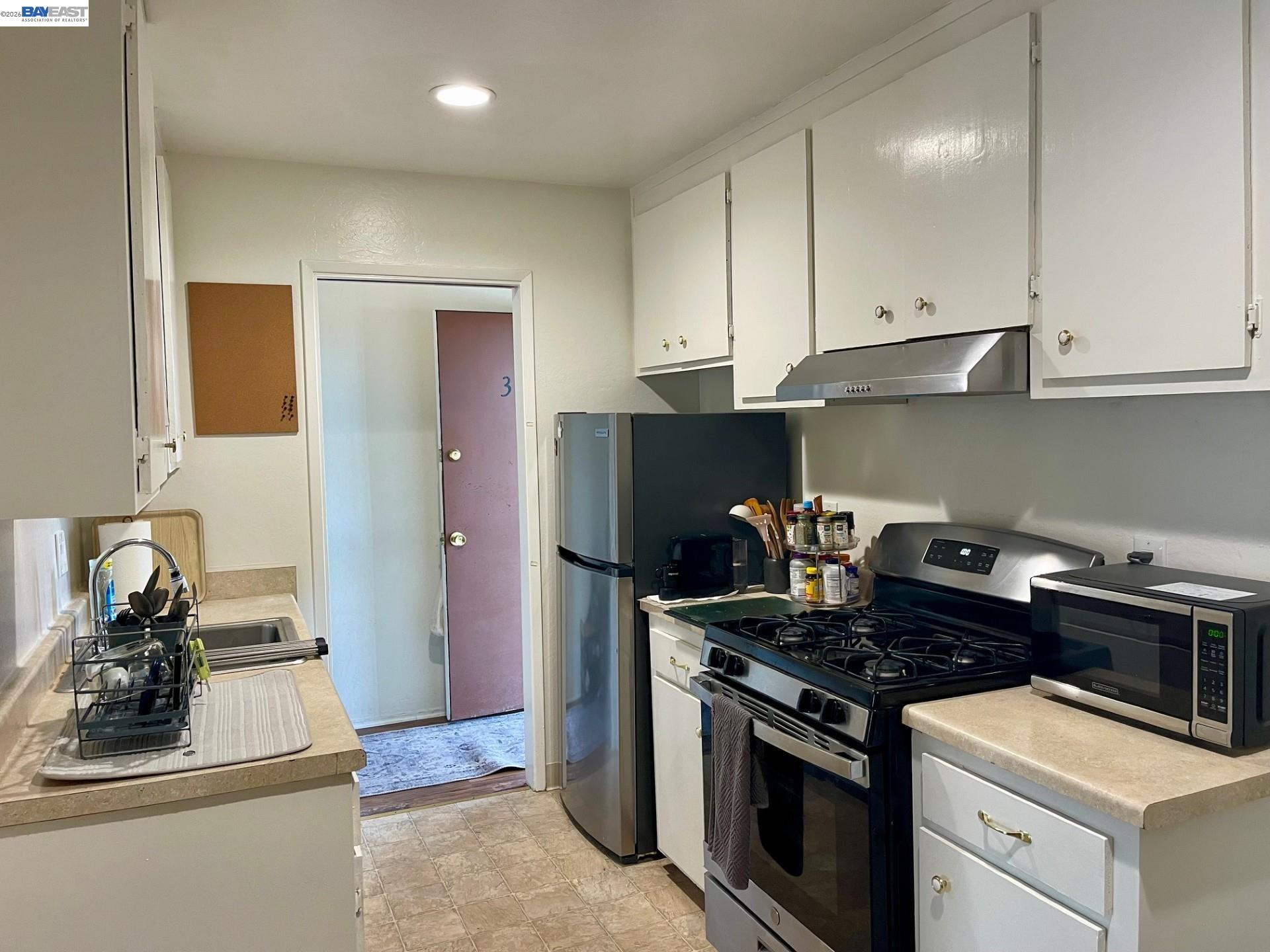 Photo #5: 41132833 Listing: Photo #5