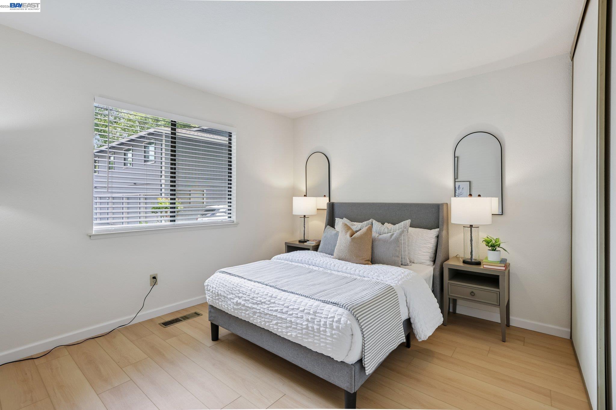 Photo #12: 41132842 Listing: Photo #12