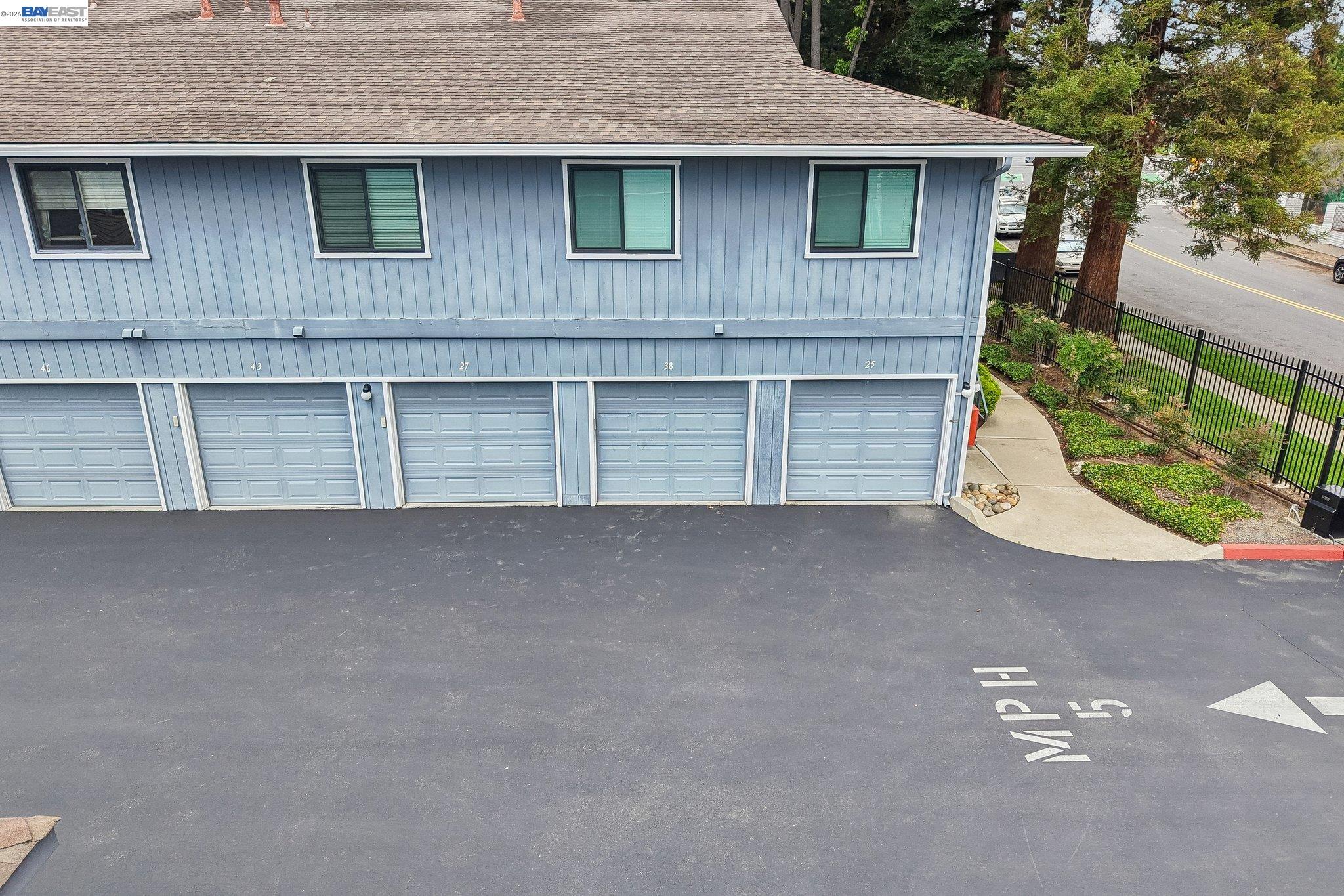 Photo #25: 41132842 Listing: Photo #25